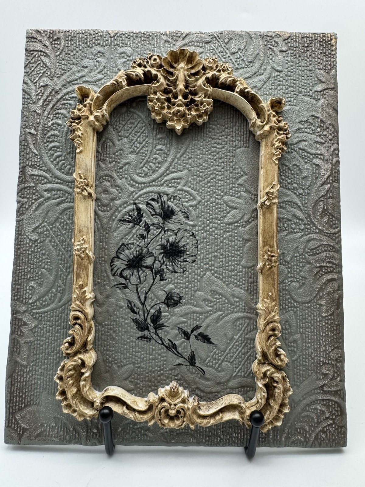 Handcrafted Vintage Inspired Framed Floral Plaque 8.75×6.75 Includes Stand