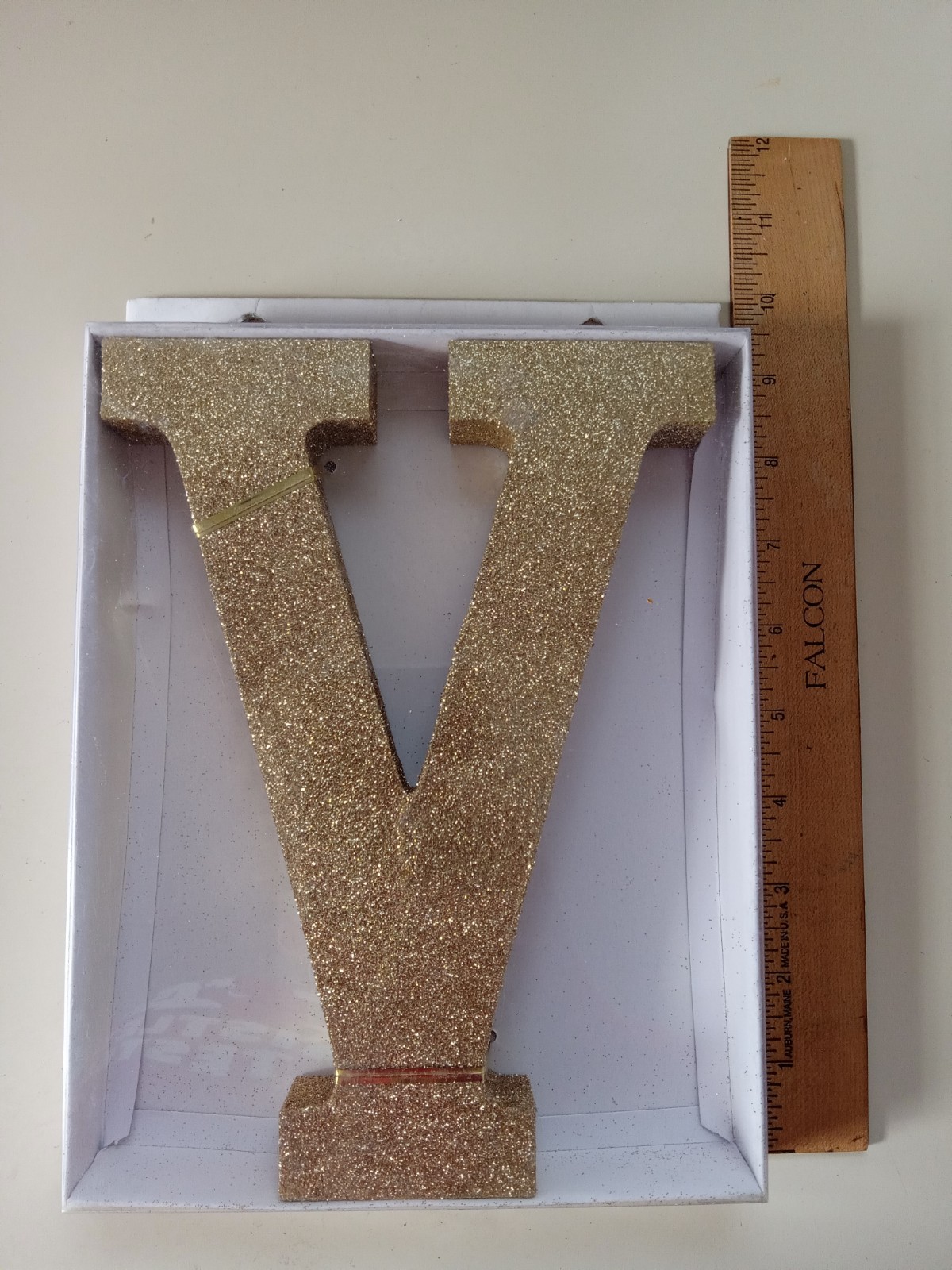 🌟Gold Glitter Letter – V: Home Decor And Decoration (9 in. X 6.75 in.)