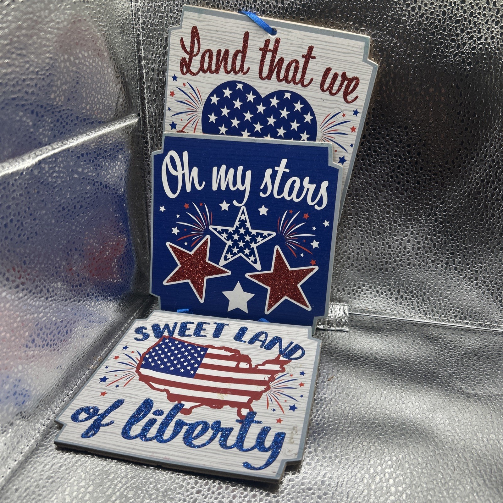 July 4th Hanging Home Decor. Brand new. Price per unit (1)