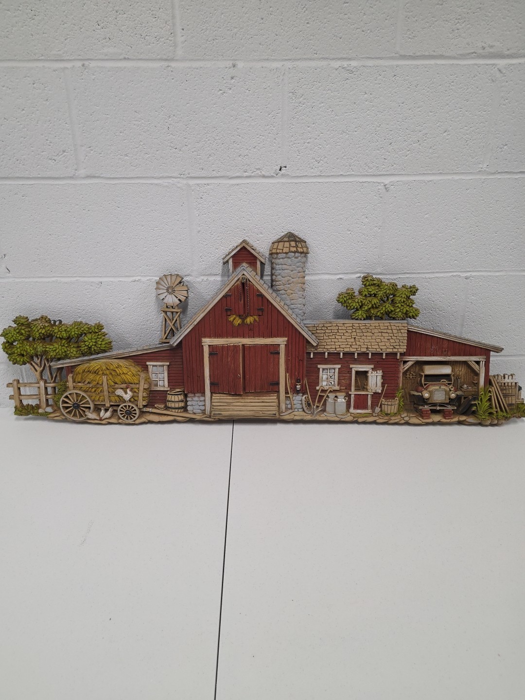 Vintage 1974 Burwood Products Red Barn Farmhouse Wall Plaque (Model 587)