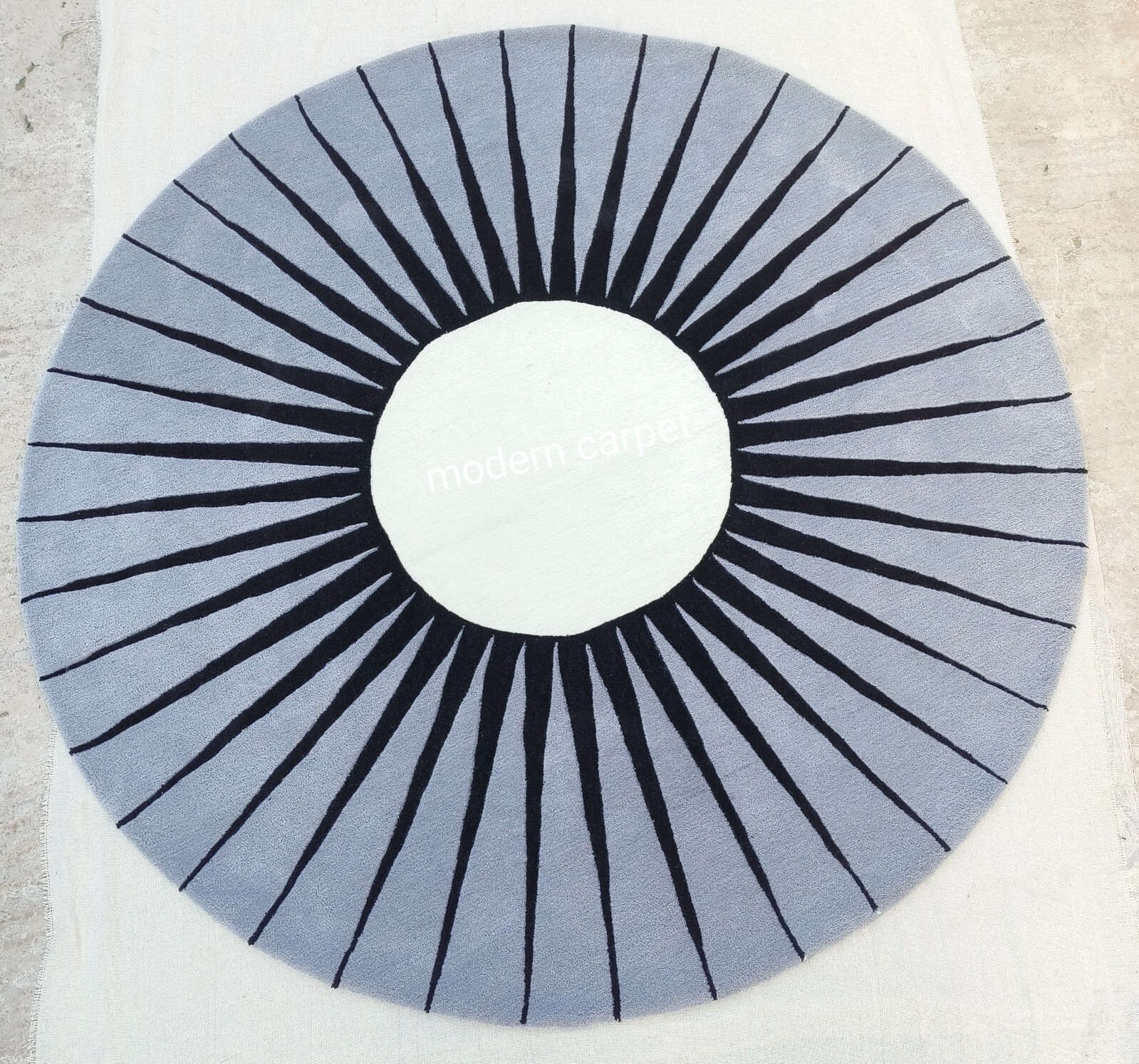 Sun Round Shape Rugs 3×3 Ft Handmade 100% Woolen Hand Tufted For Home Decoration