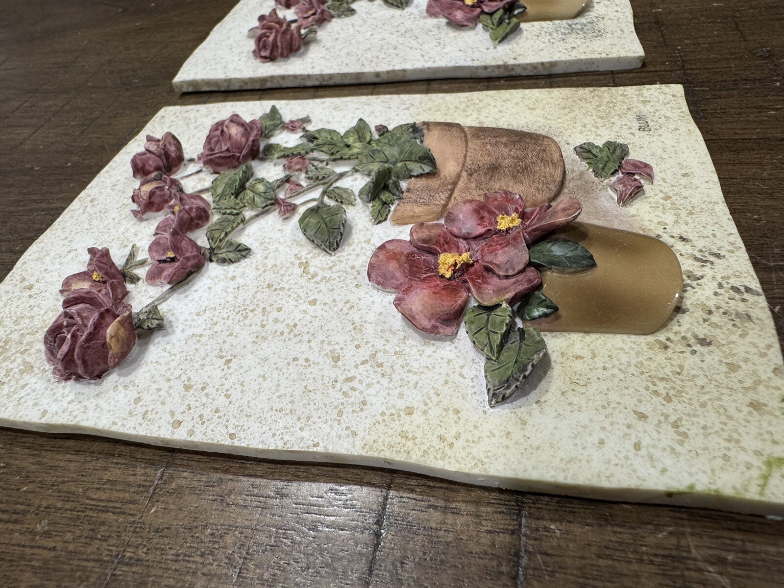 2 CHERI BLUM Vintage Potted Floral Roses 3D Resin Wall Plaques 6″x4.5″ in VGC!
