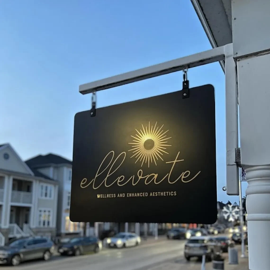 Custom Two-Sided Round Blade Sign, Wall Mounted Hanging Business Logo Storefront