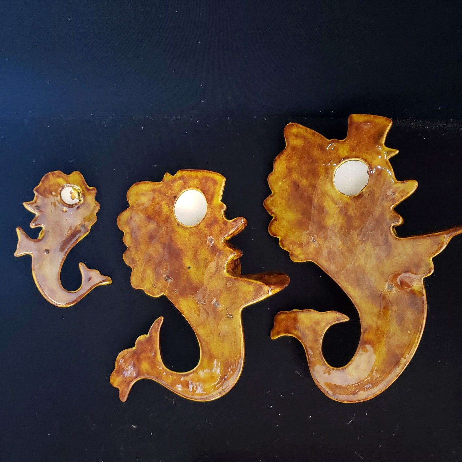 Vintage 3 Piece Seahorse Fish Family Wall Decorations Plaques 4.5 to 9 Inches