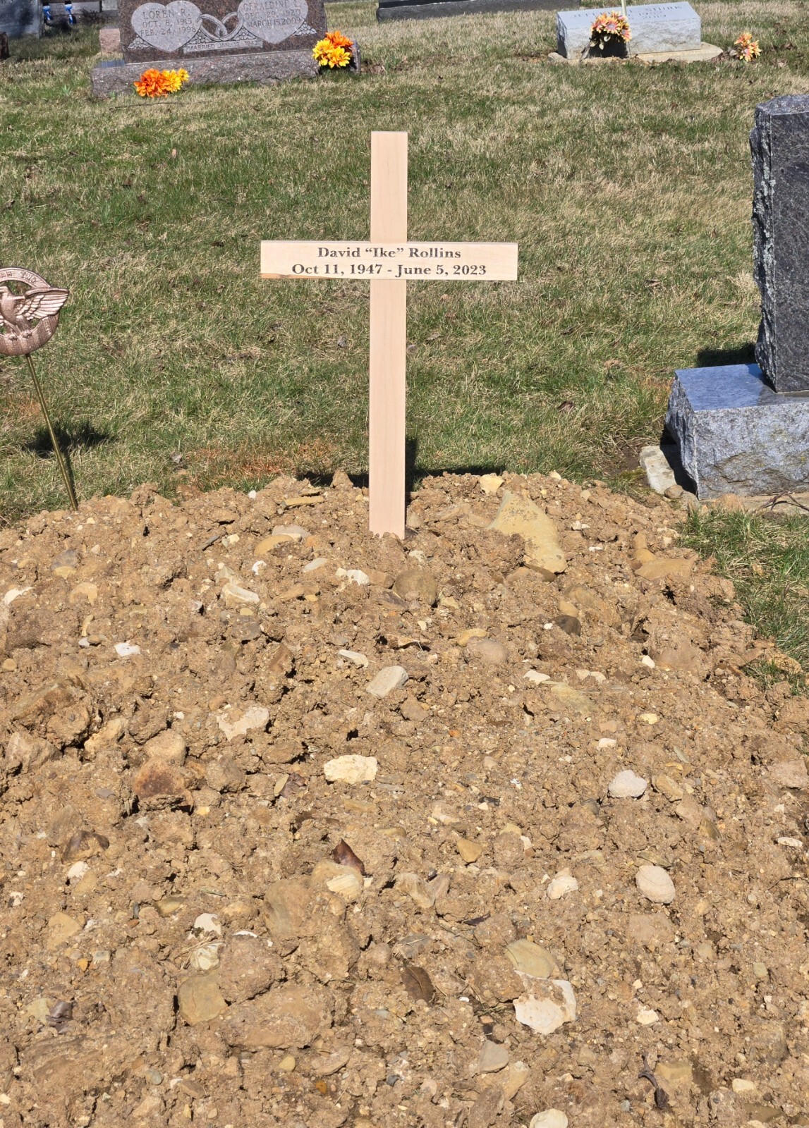 Memorial Wood Cross Personalized, Temporary Grave Marker Roadside Memorial Small