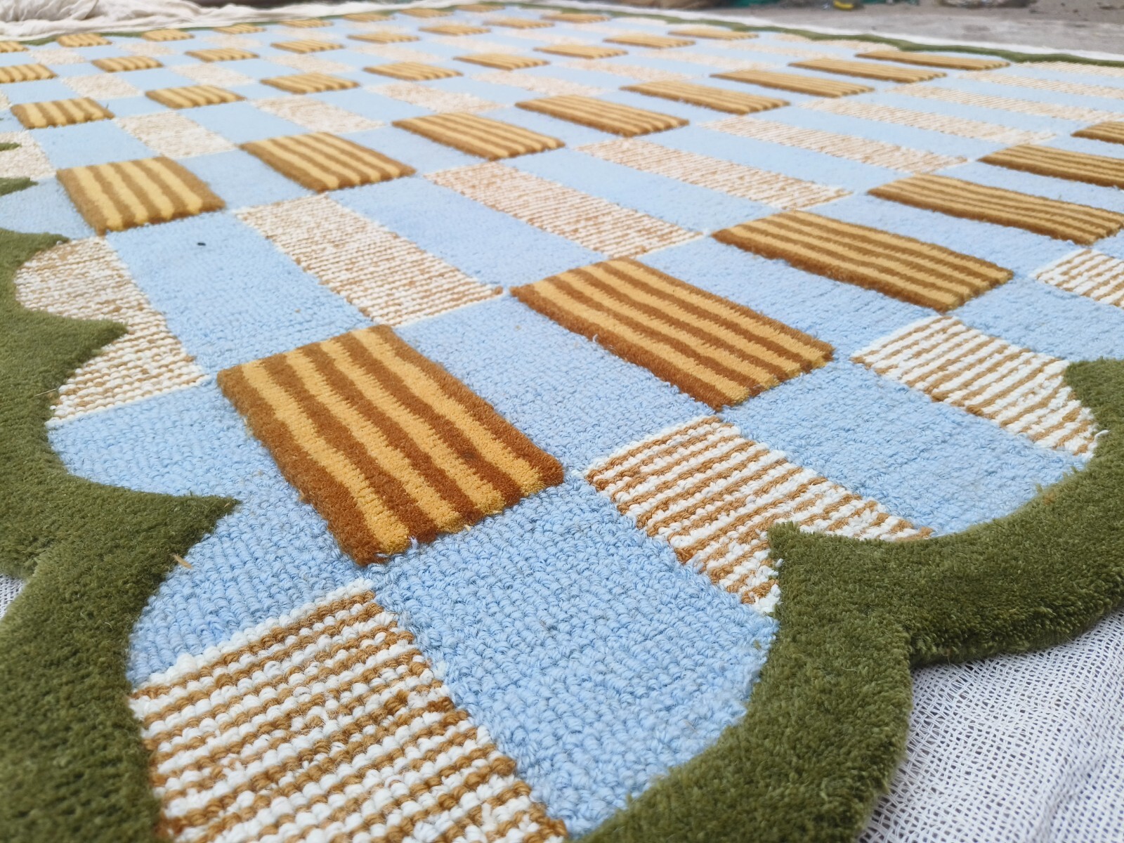Matilda Goad Plaid Rugs Handmade 100% Woolen Hand Tufted For Home Decoration