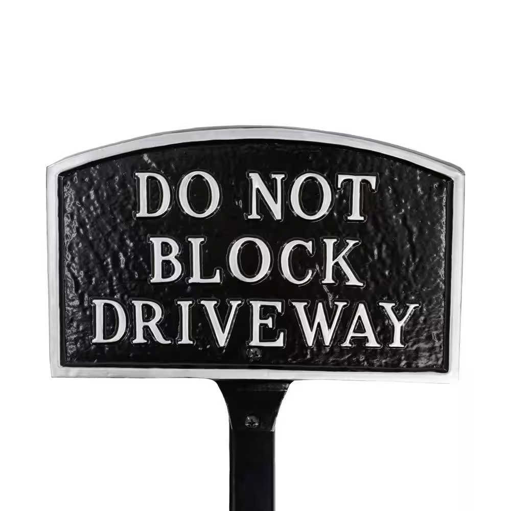 5.5 In. X 9 In. Small Arch Do Not Block Driveway Statement Plaque Sign with Lawn