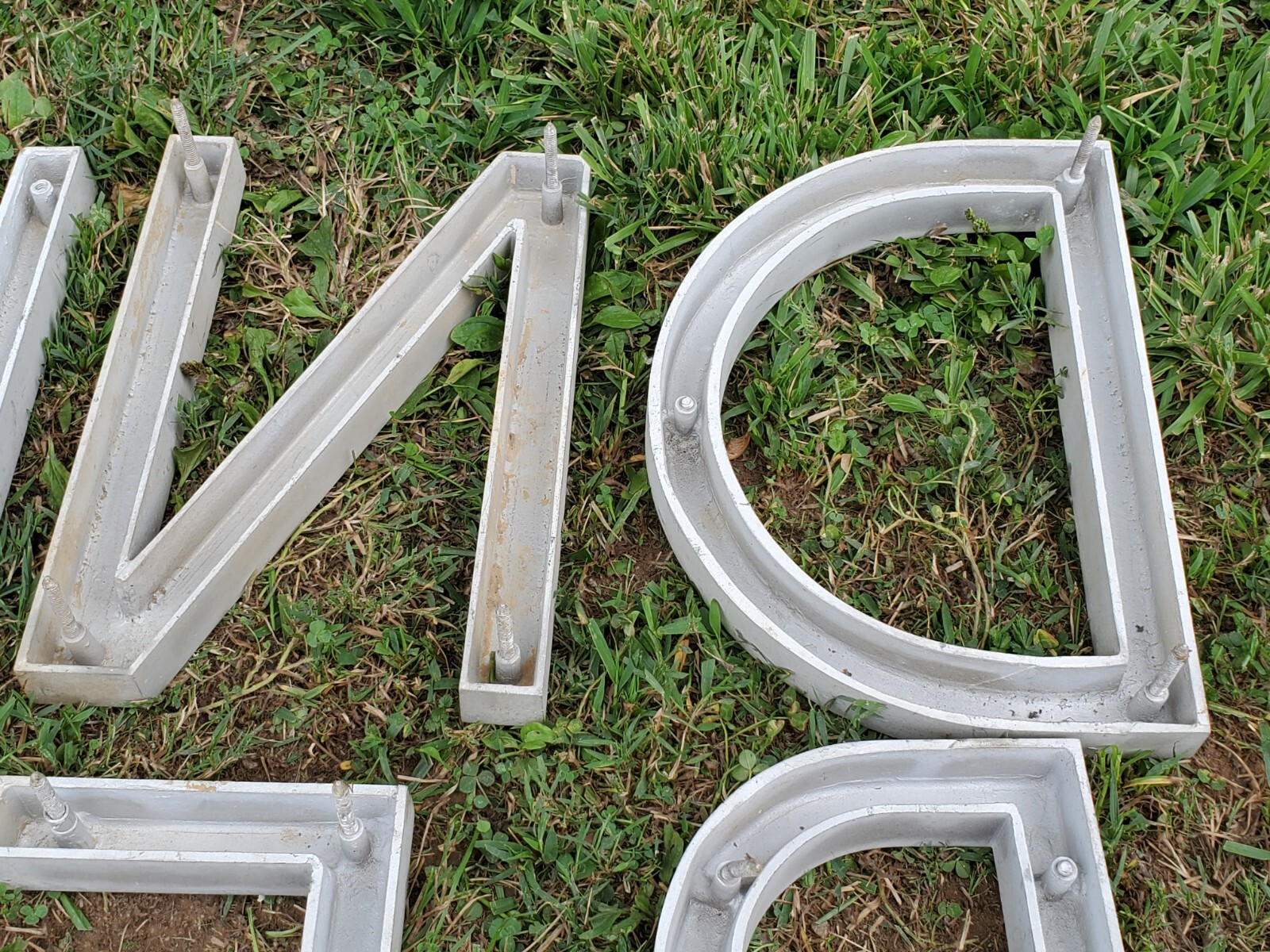 Cast Aluminum 12″ Tall Old Store Sign Industrial Letter Lot A B D E F G I N R U