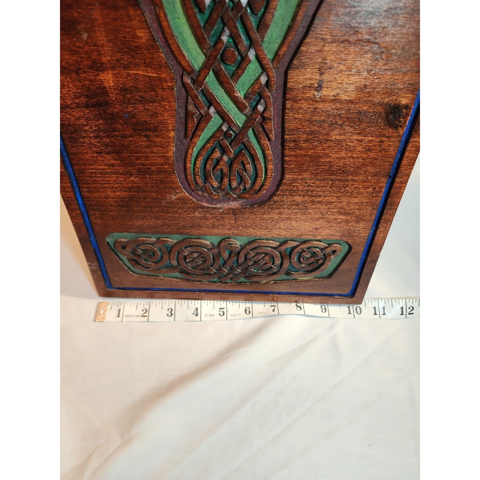 Ron Fedlock Signed Celtic Knot Wood Carving Wall Plaque Hand Painted 2013 16×10