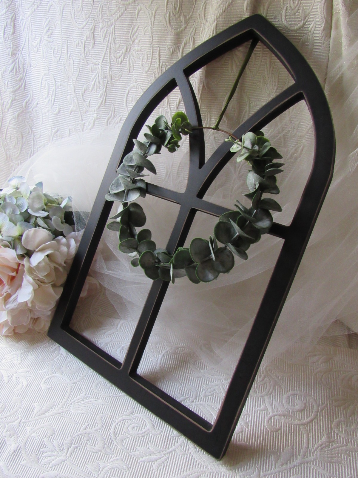 Window Decor,Cathedral Frame with wreath,Farmhouse frame,Cottage,Matte Black,20″