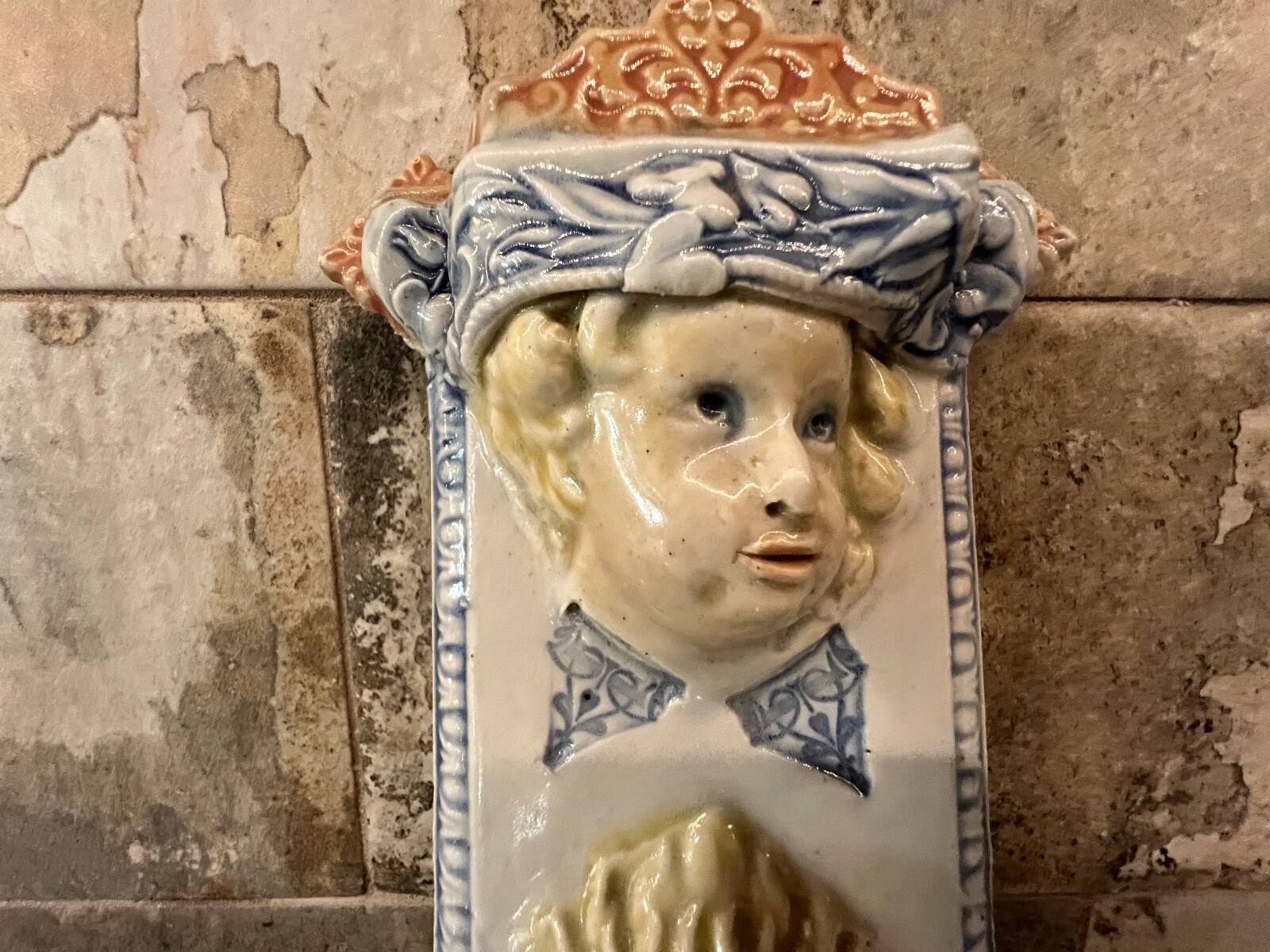 David Keyes Tacoma Art Pottery Googly Eyed Woman & Heart Plaque