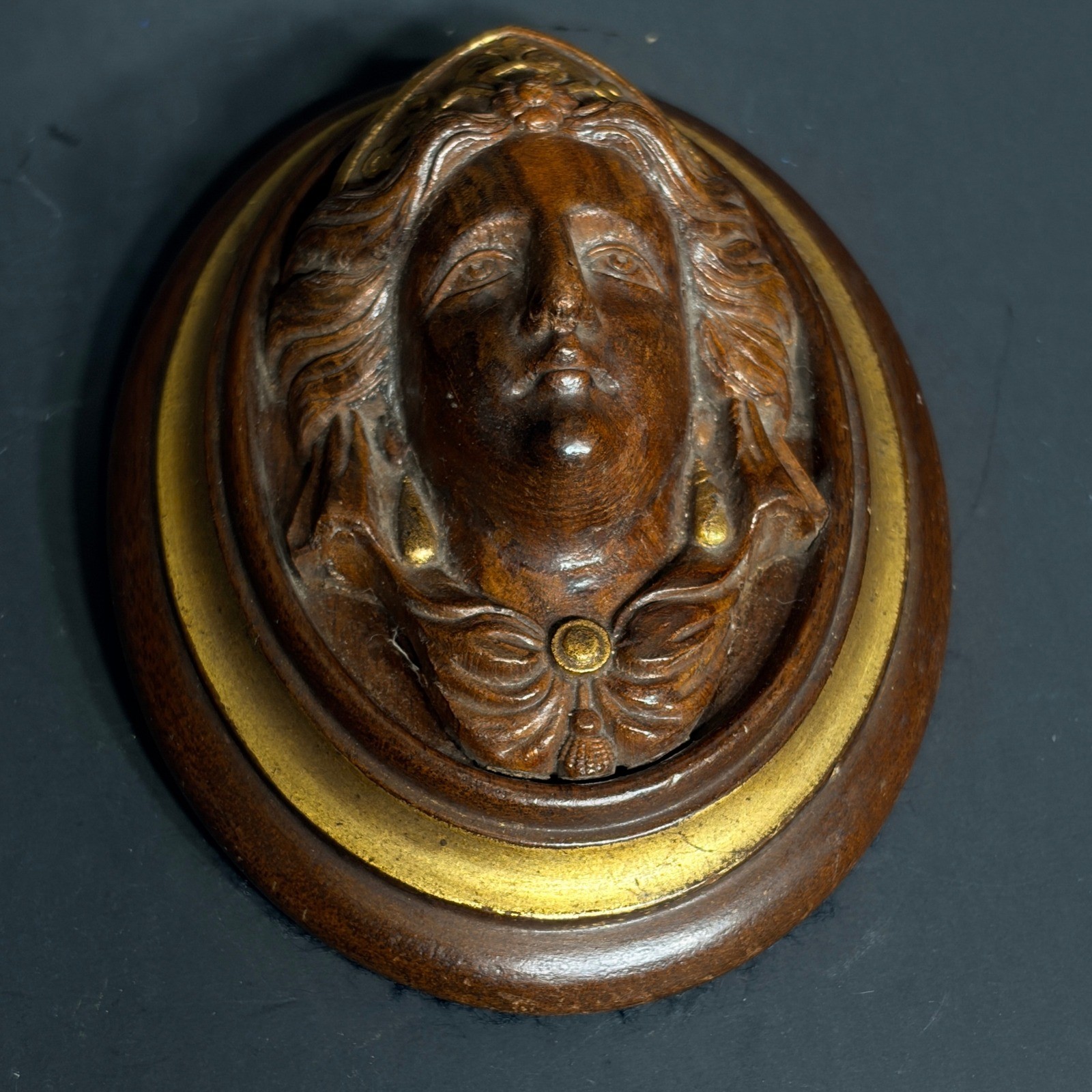 Antique 19c Gutta Percha Relief Carved Wood Lady Cameo Wall Plaque Gilt Oval