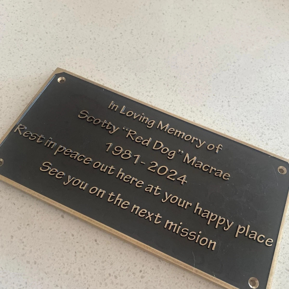Cast Brass custom door signs & plaques – Custom language plaques – Custom name
