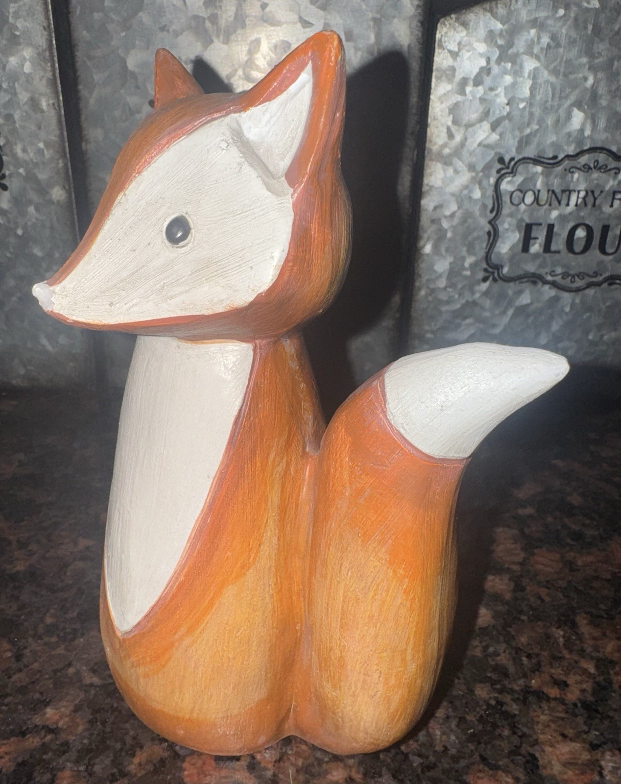 Friendly Forest Fox Resin Animal Decor/Shelf Sitter 6 x 4.