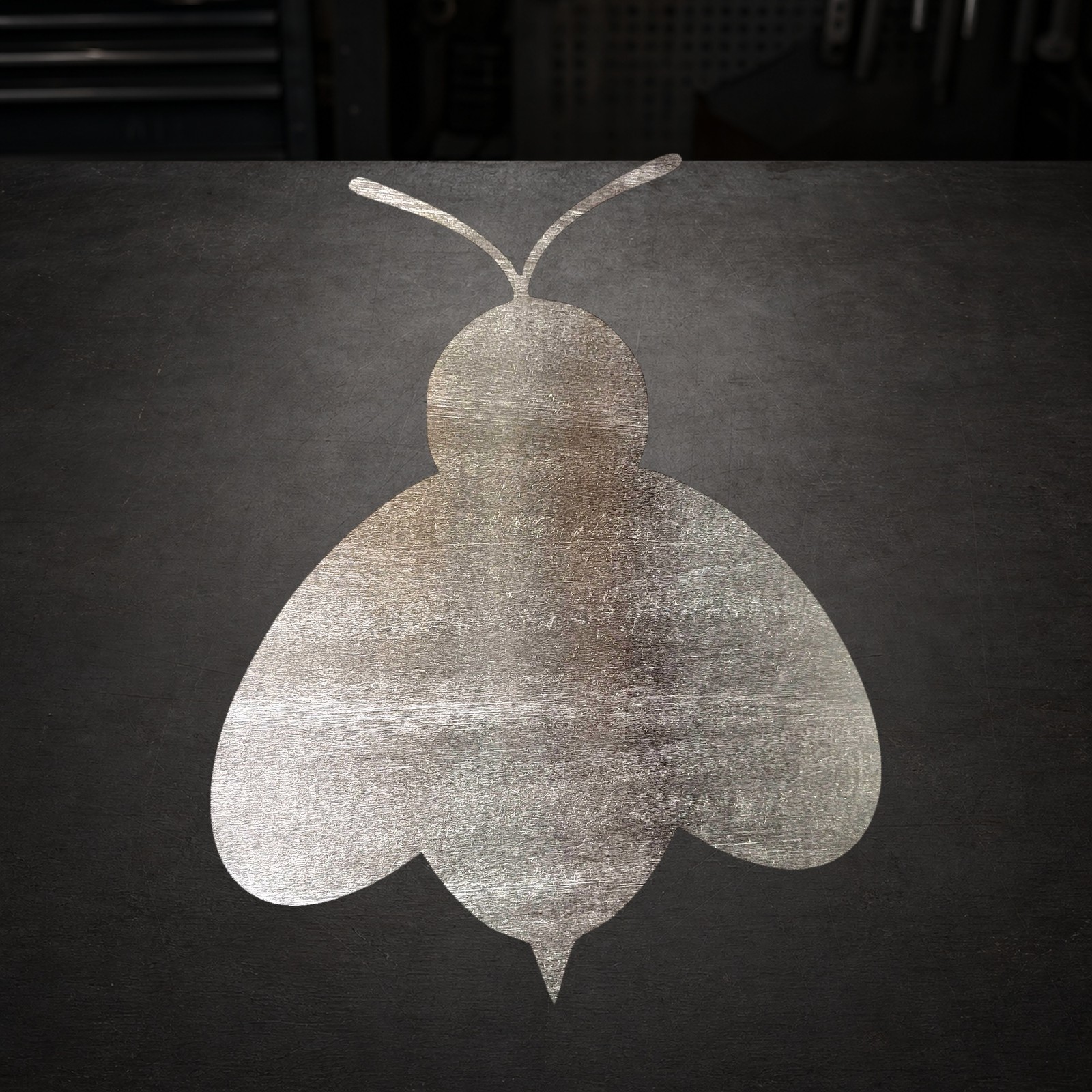 Bee 2 Steel Cutout Shape, Raw Metal Wall Art and Craft Supply