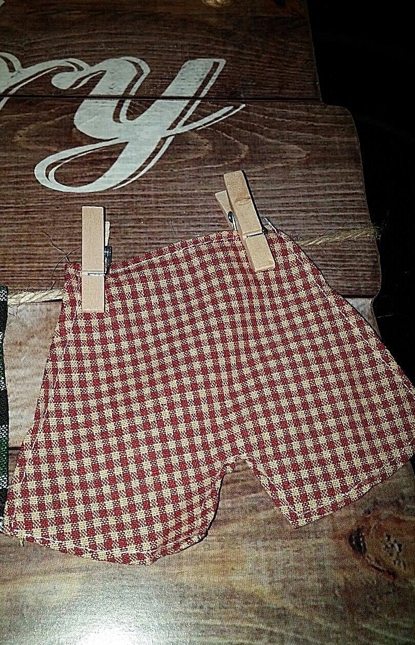 BIG WooD LAUNDRY ROOM Sign ReaL CLoTHeS HaNGiNG CLoTHeSPiNS on TWINE CLoTHeSLiNe