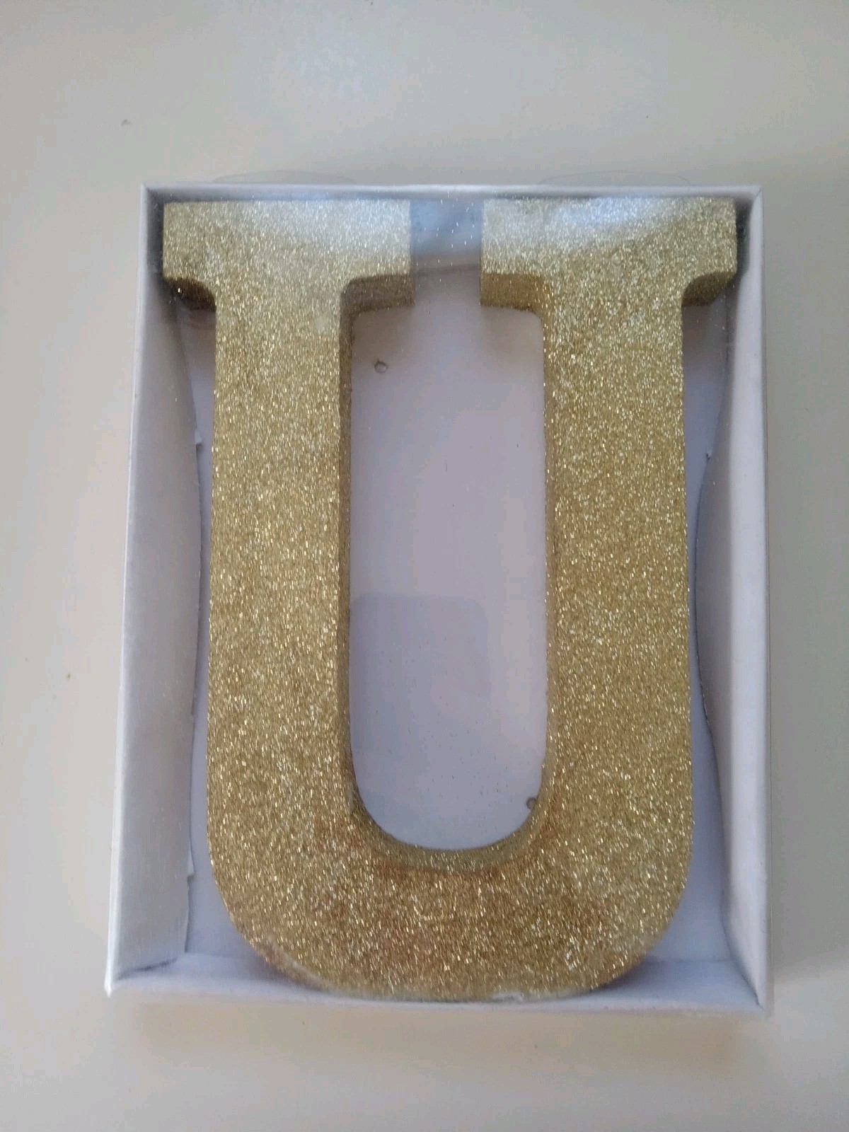 🌟Gold Glitter Letter – U: Home Decor And Decoration (9.25 in. X 6.625 in.)