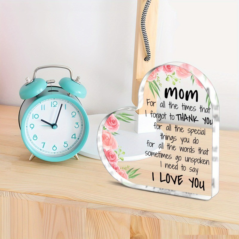 4*4in A Modern Graphic Design Featuring A Heart-Shaped Acrylic Decor for Mom