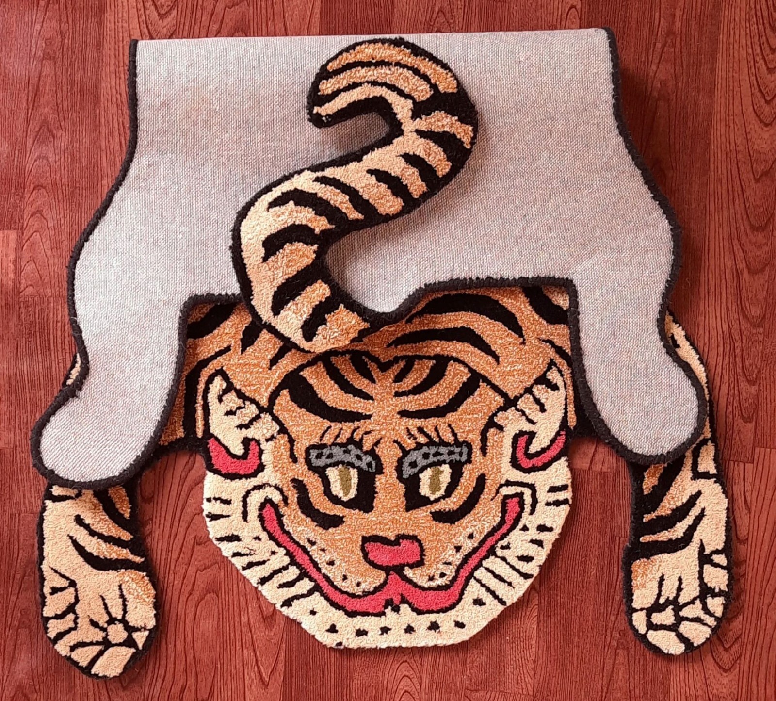 100% Woolen Hand Tufted Tibetan Tiger Rugs 2×3 Feet Handmade Carpet home decor