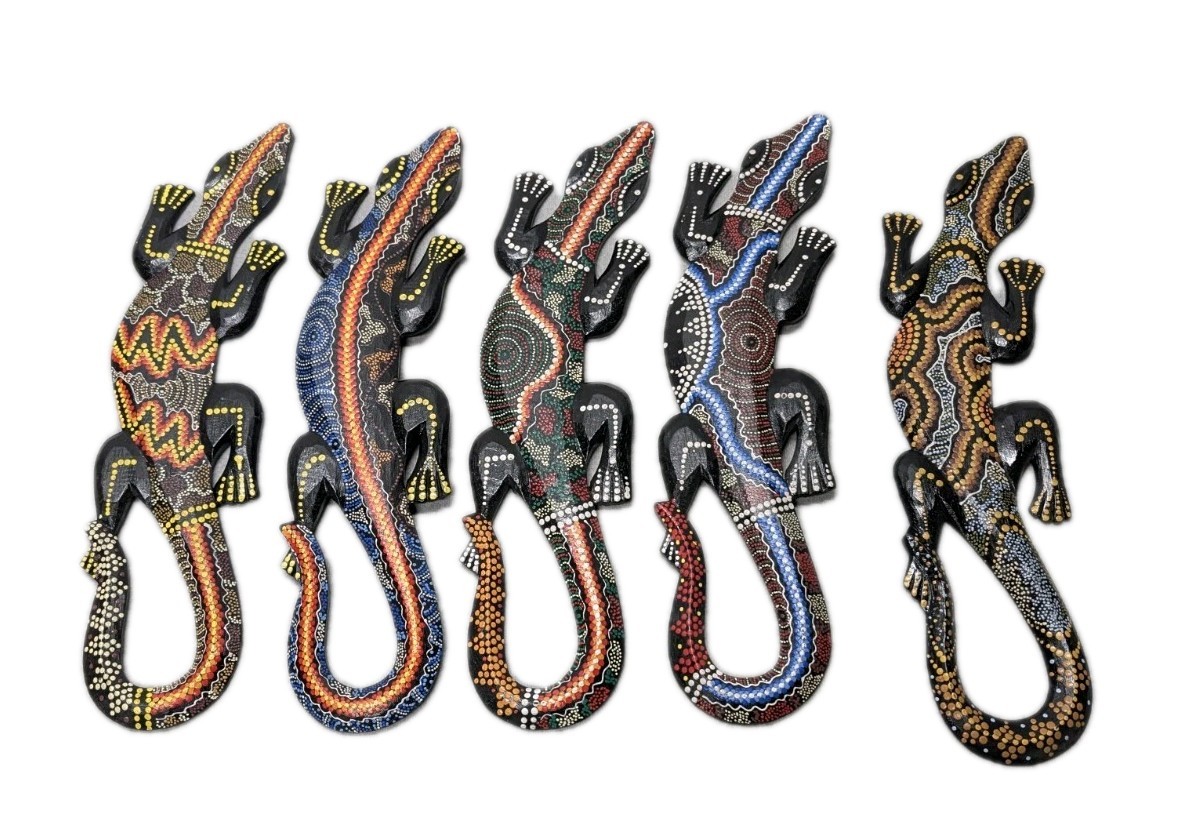Hand Painted Gecko Wall Hanging Aboriginal Dot Art 19.5″ Assorted Color