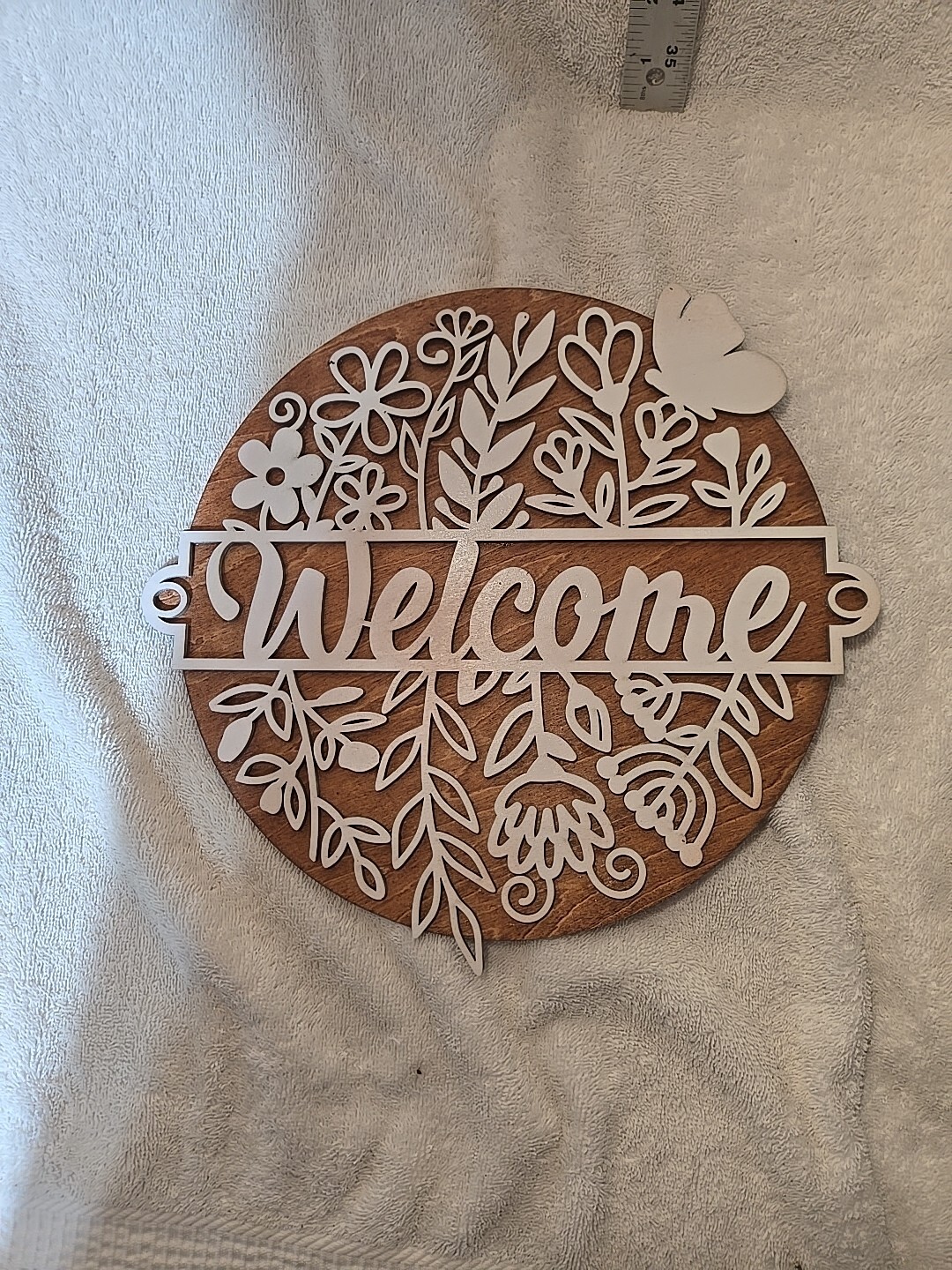 Round Welcome Sign With Floral Pattern Hand Crafted Laser Made. No Hanger