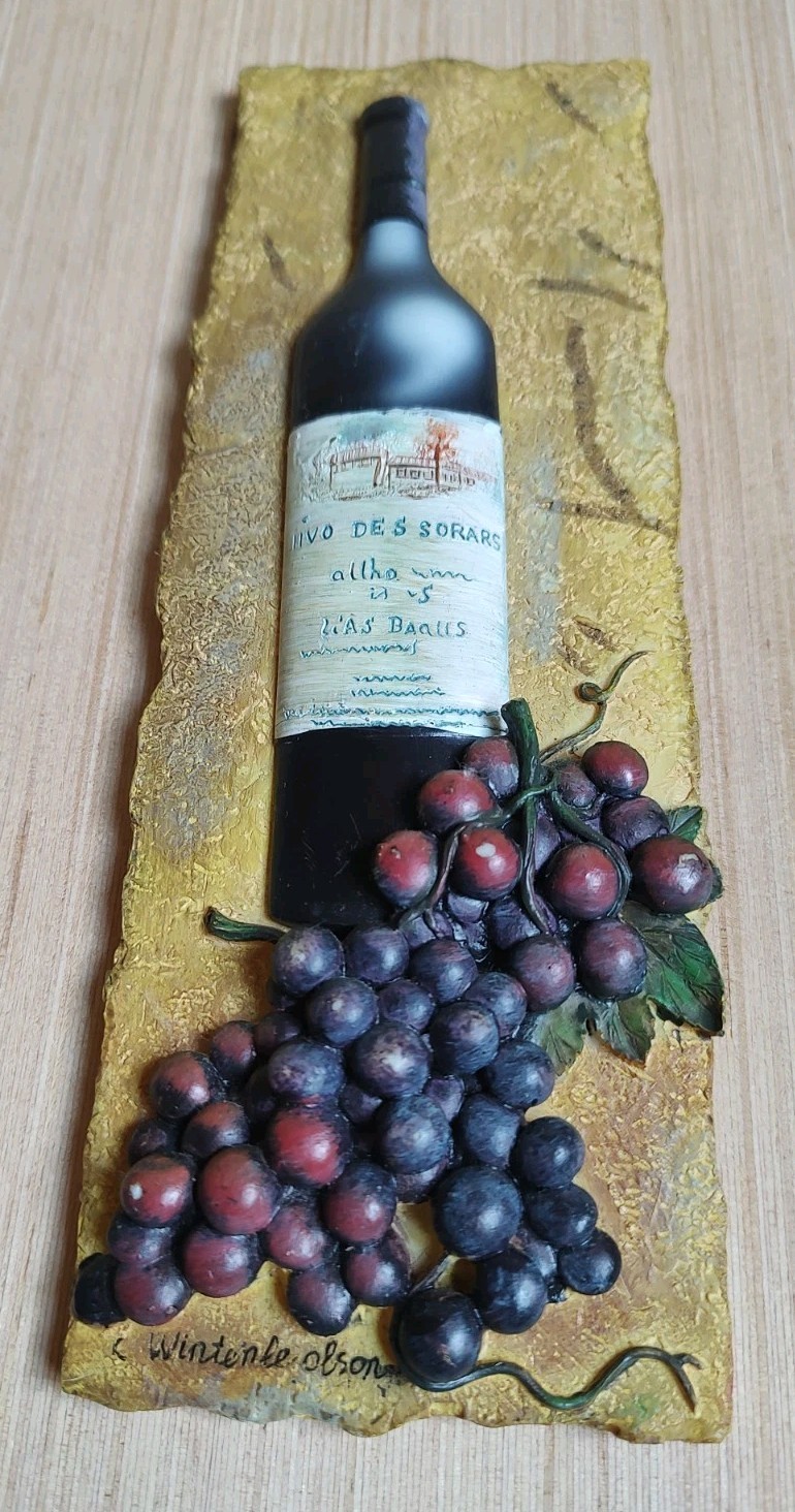 C Winterle Olson Wall Art Plaque 3D Vintage and Vine Decor Dining Bottle Tile