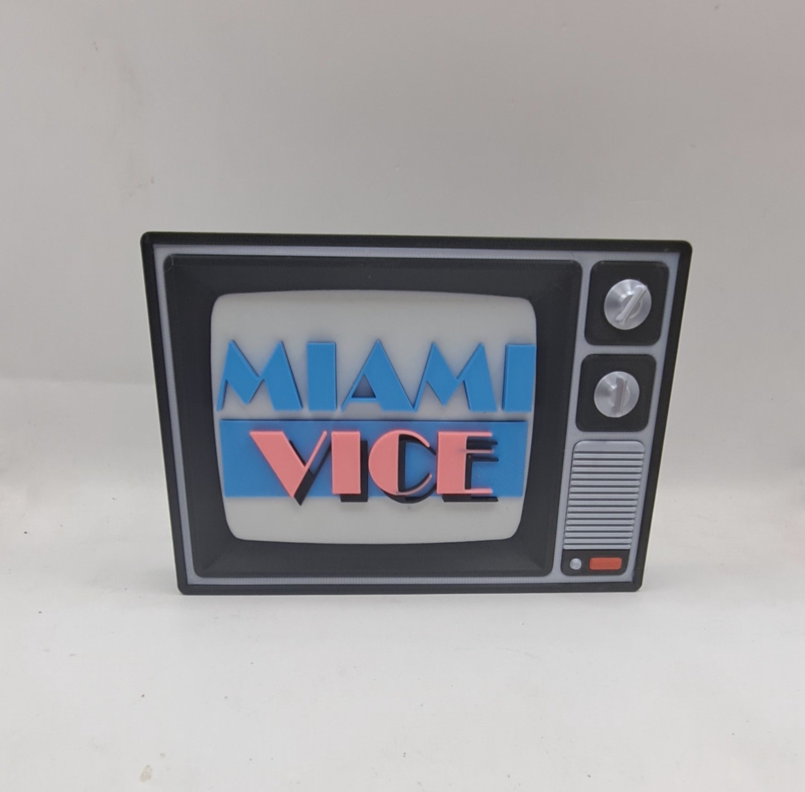 Retro TV Style Desk Shelf Home Decor VH1 MTV Muppets Miami Vice Dukes Airwolf ++