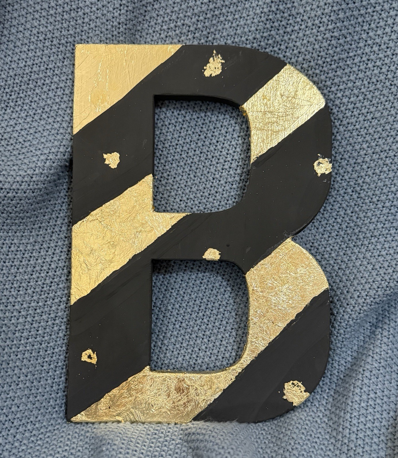 Letter B MAKE AN OFFER letter