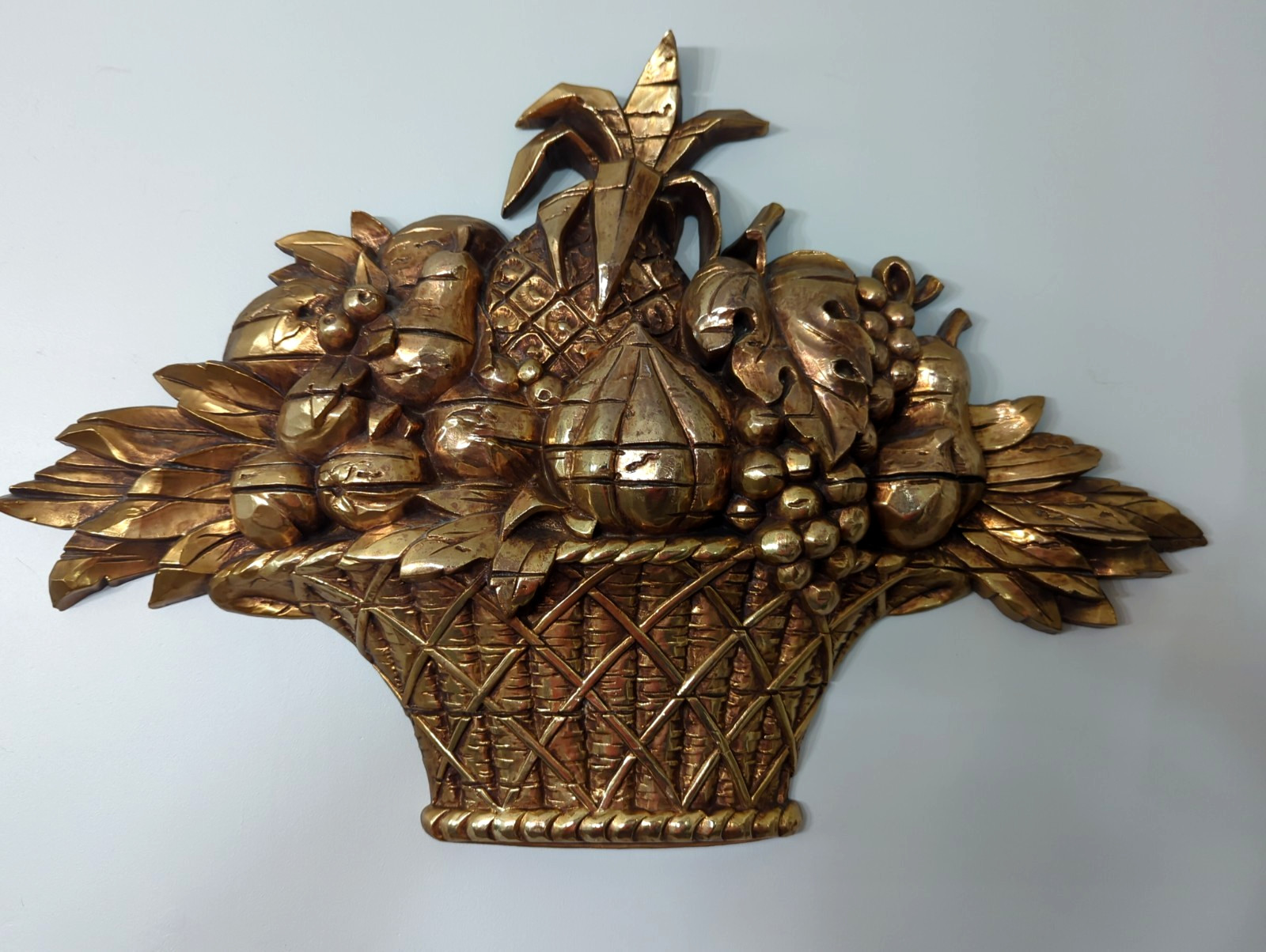 SYROCO Resin Large Fruit Wall Hanginging 26″ X 17” Brilliant GOLD COLOR