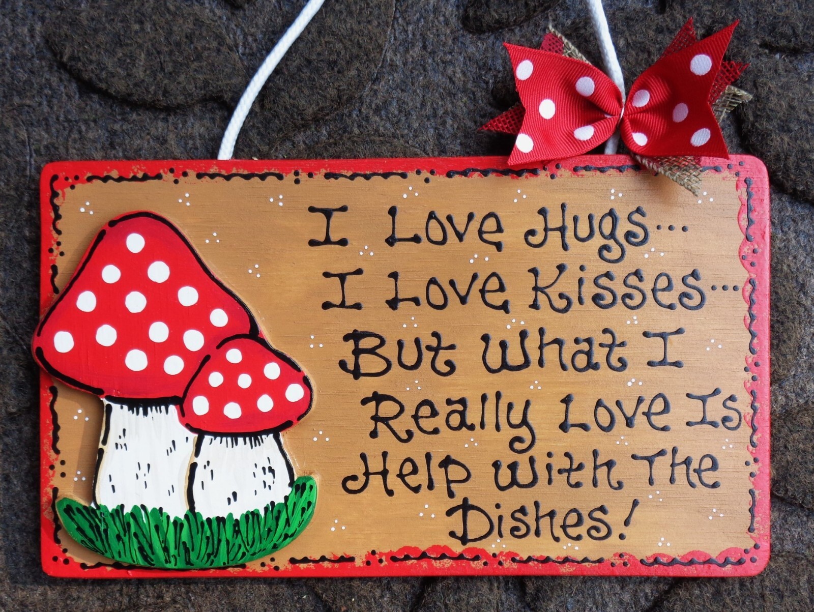 MUSHROOM OVERLAY Red White Kitchen Hugs and Kisses SIGN Plaque Wood Wooden