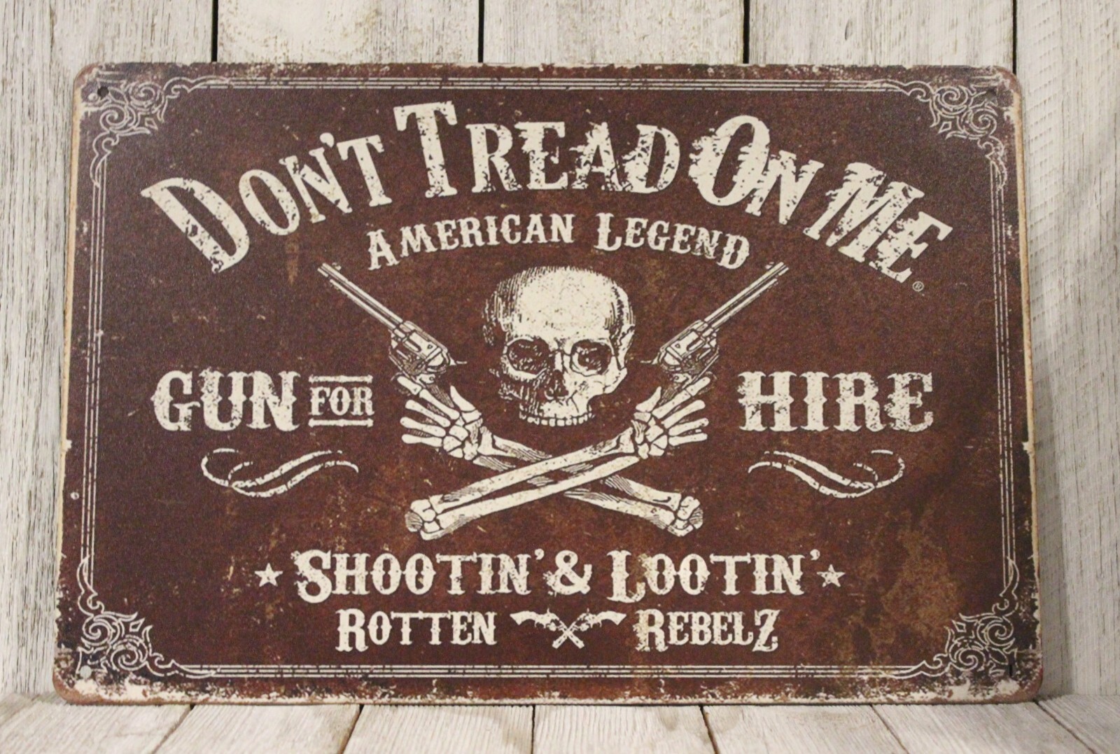 Gadsen Flag Tin Sign Metal Don’t Tread on Me Gun Rights Shop Rustic Vintage Look