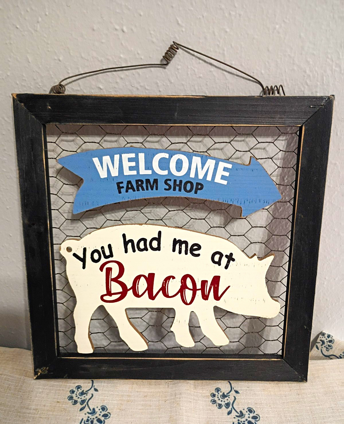 Farmhouse Wood Wire Pig Kitchen Wall Sign Ready To Hang “Welcome Farm Shop”
