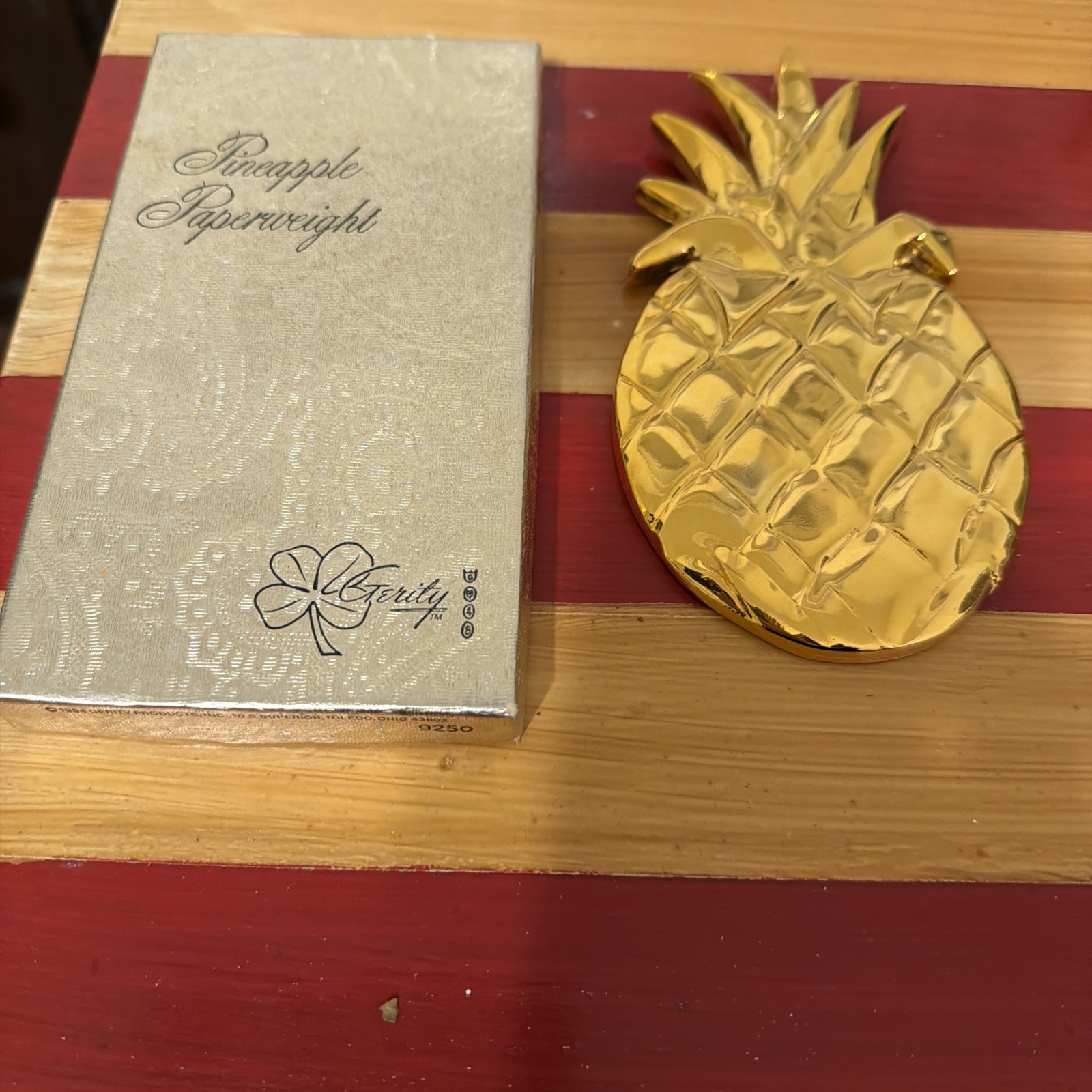 Polished Brass 6″ Pineapple Wall Hanging Plaque.