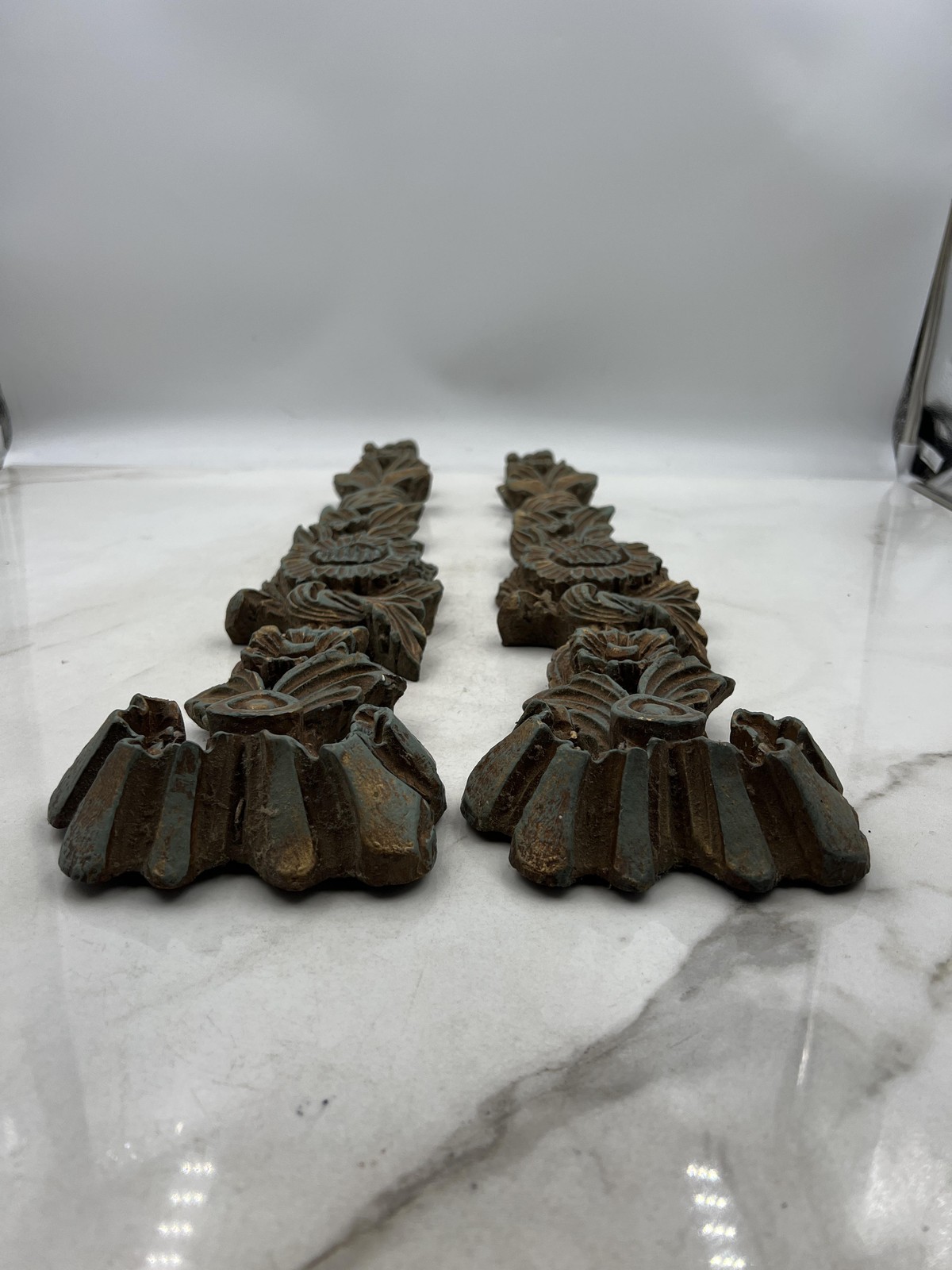 VTG Ornate Resin Wall Appliques Acanthus Floral Ribbon Rococo Green Gold French