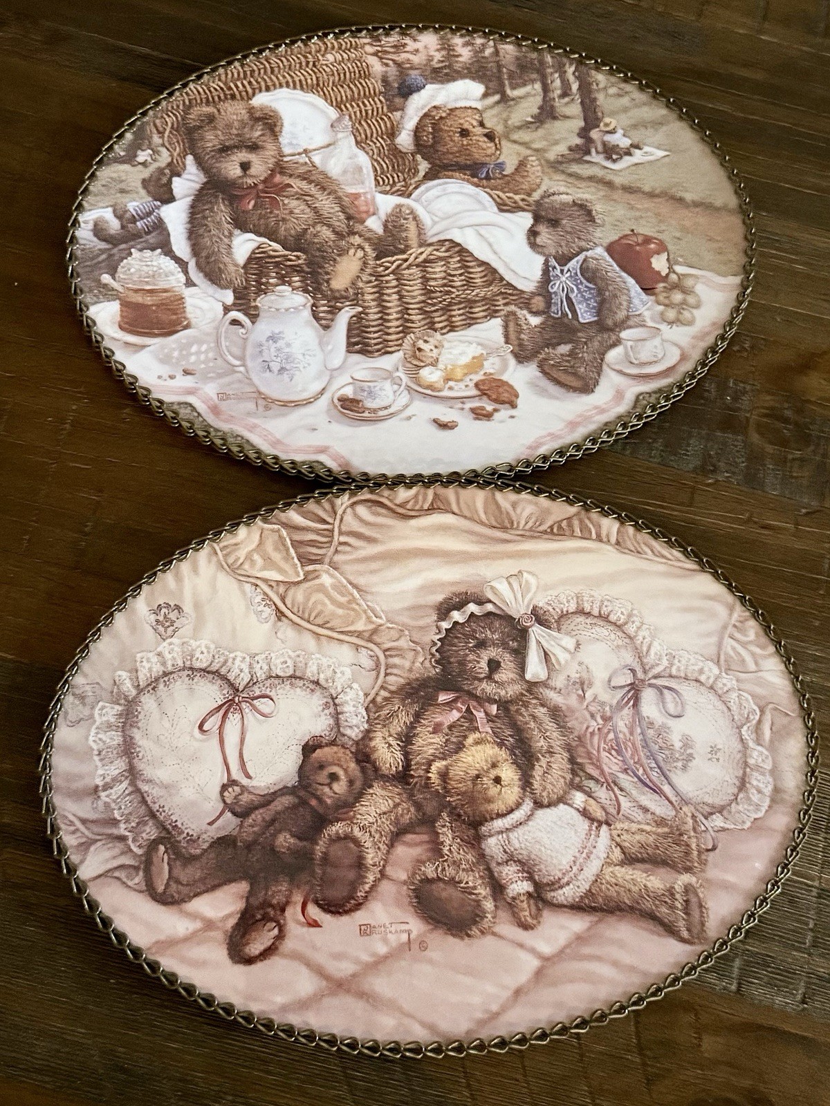 Set of 2 Janet Ruskamp Teddy Bear Oval Wall Plaques Vintage Nursery & Picnic