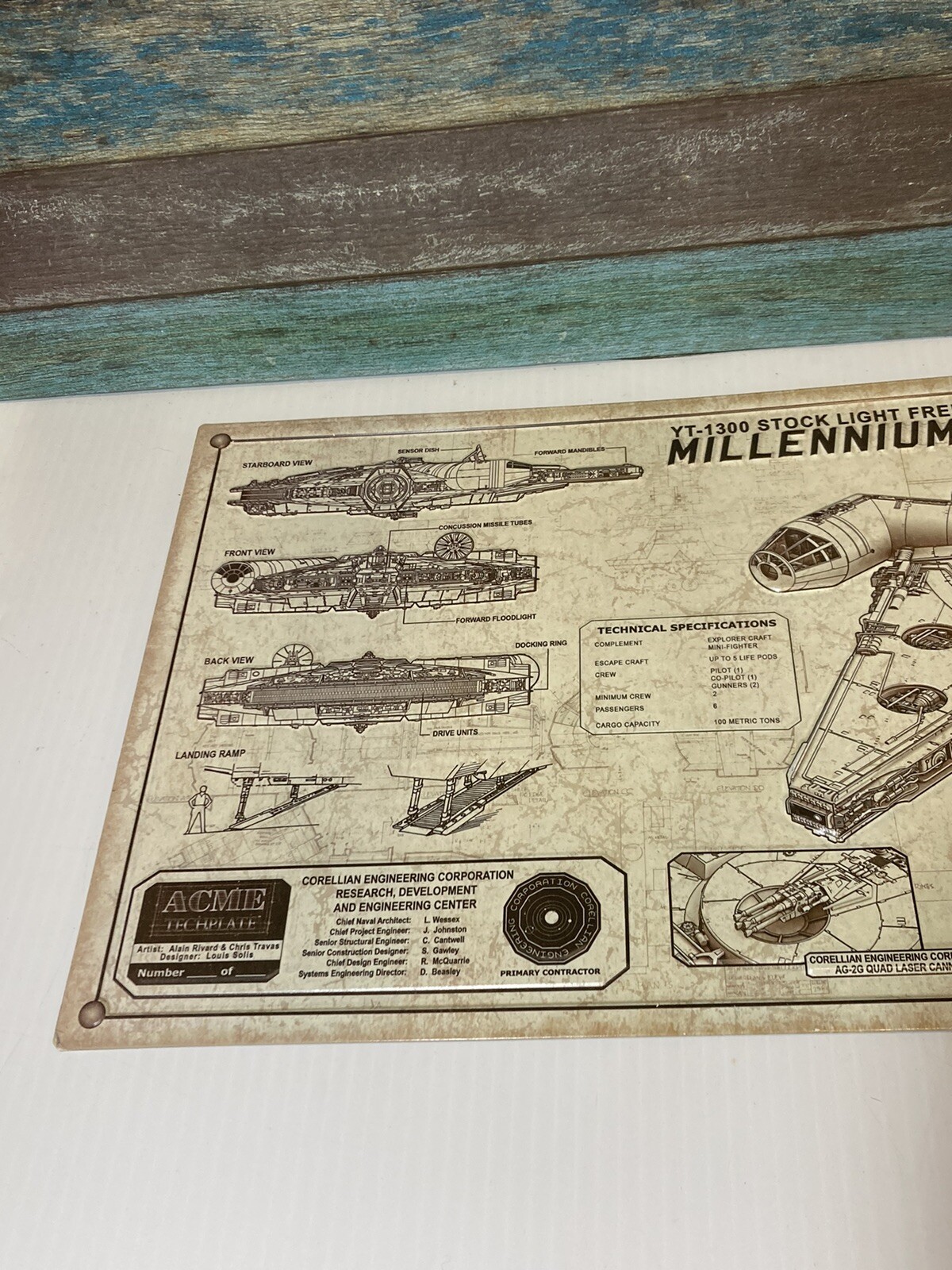 2012 Disney Star Wars Millennium Falcon 3D Metal Sign Wall Decor 21” X 10”