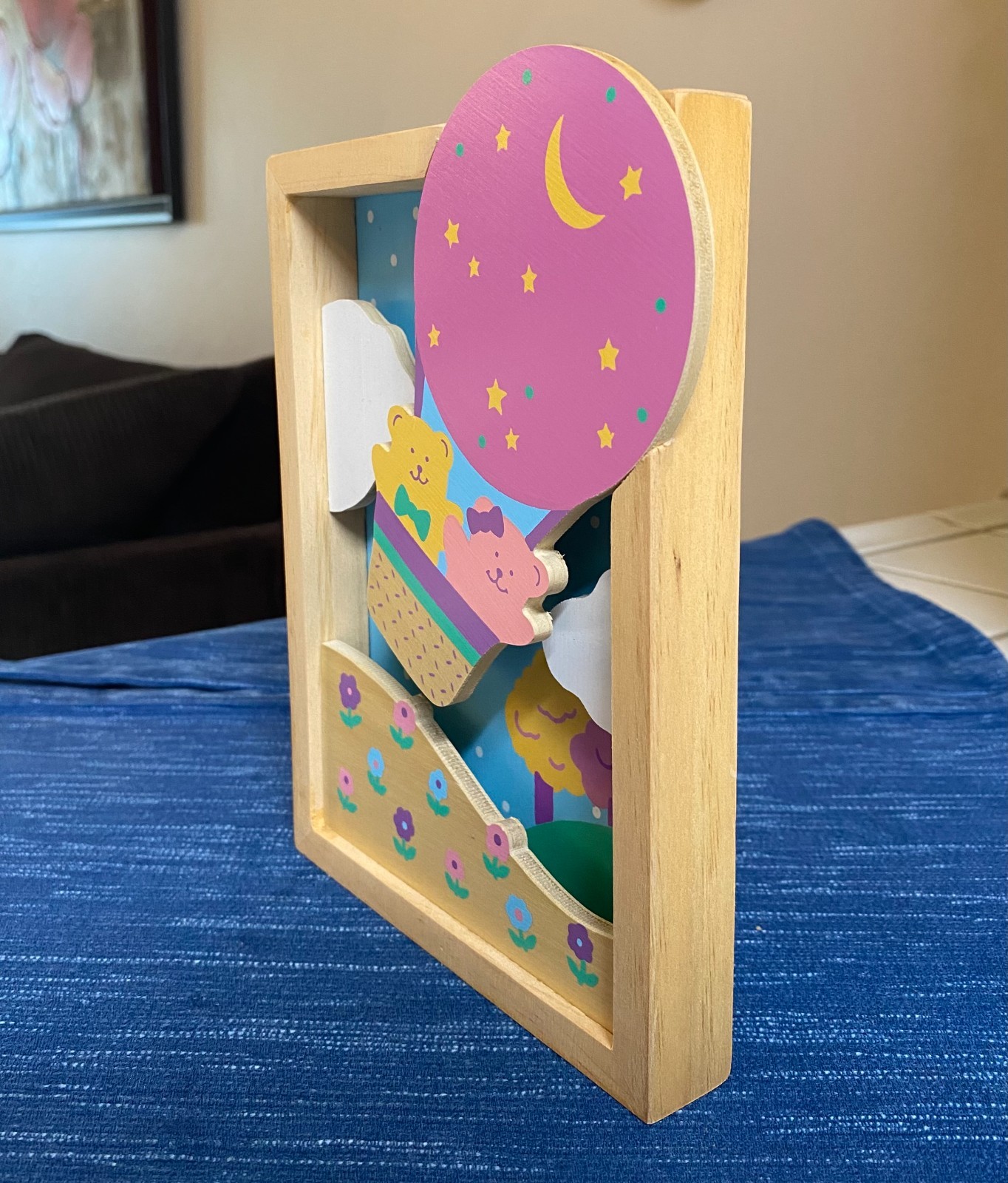 1988 NOS Avon Wooden Teddy Bear Shadow Box Hot Air Balloon Kids Room Wall Decor