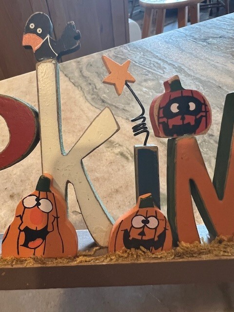 Wooden PUMPKIN Sign ADORABLE Perfect for a Desk, Window or Anywhere 8″