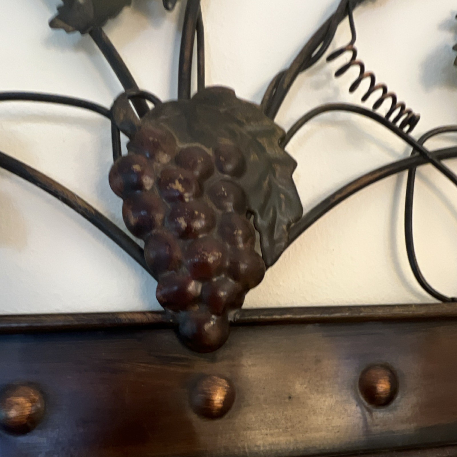 Rustic Metal Arch Wall Decor Plaque Grapes Vineyard Wall Mounted Horizontal