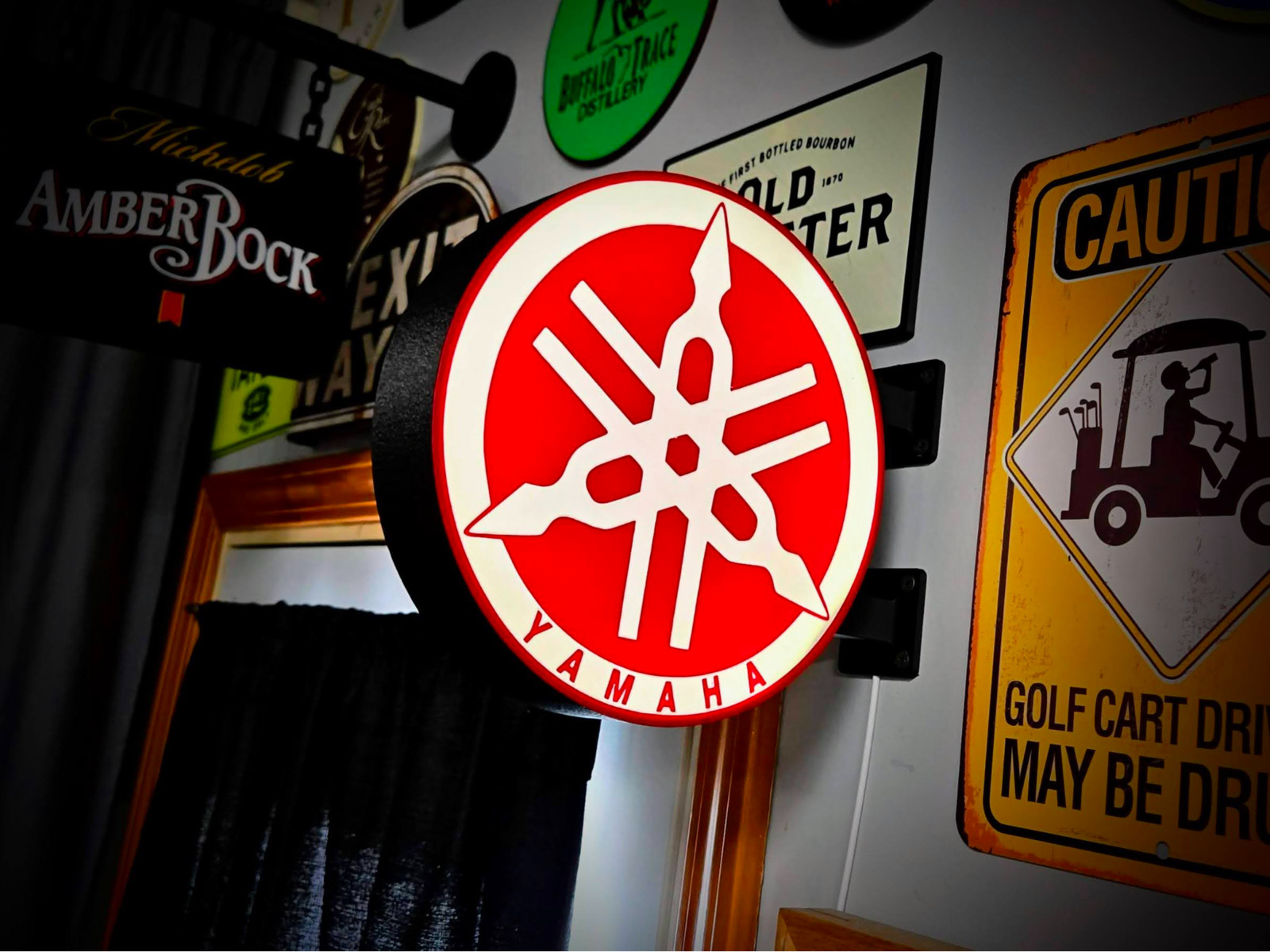 Vintage Yamaha LED Lightbox Sign 3D Printed Round Wall Mount Man Cave