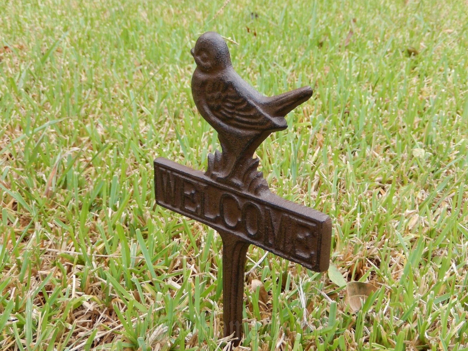 Bird Welcome Garden Ground Stake Cast Iron Yard Decor Rustic Finish 11″ tall