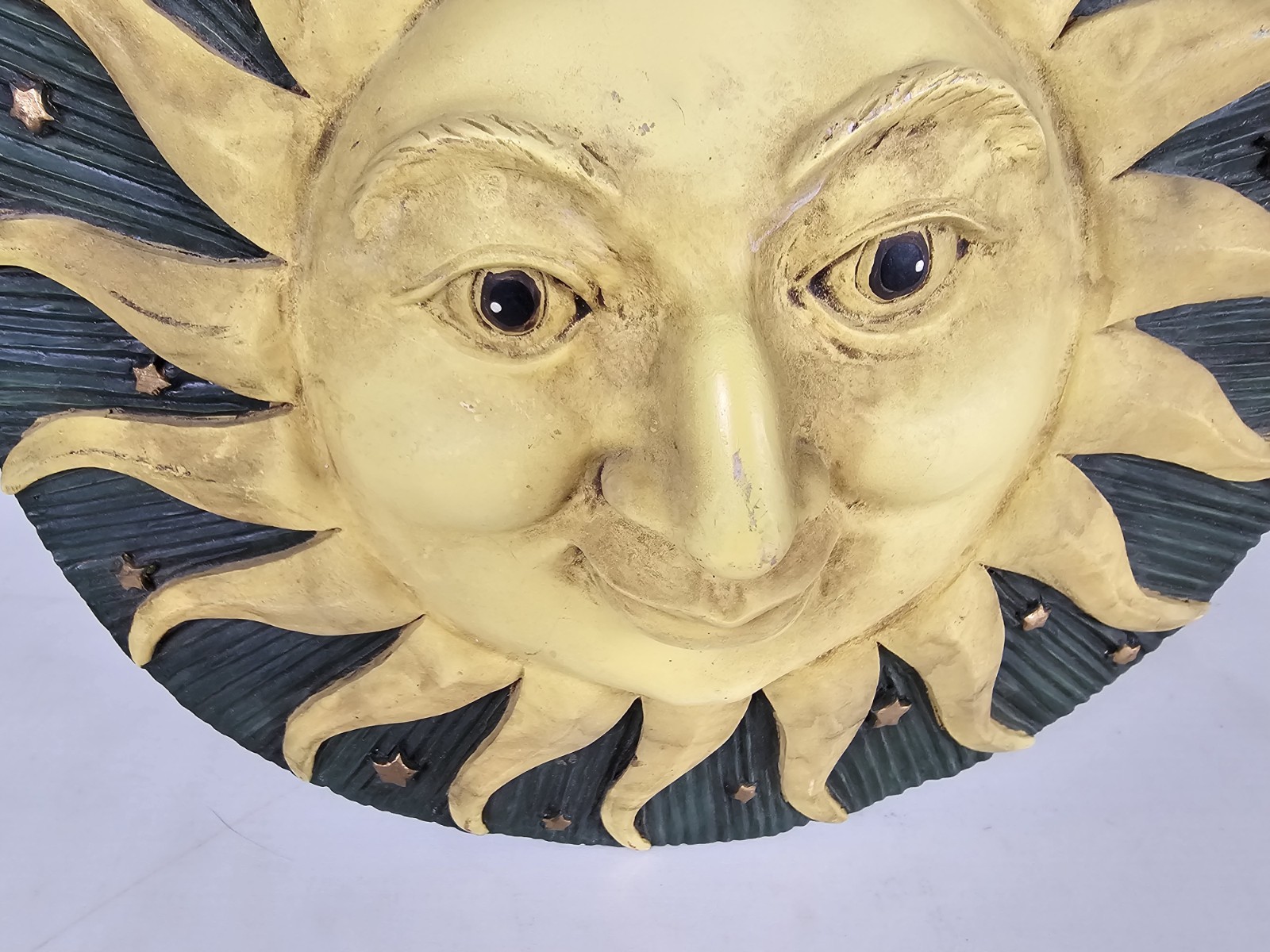 Vintage Sun Face Wall Decor 12” Round Celestial Plaque Gold Green Rustic Boho