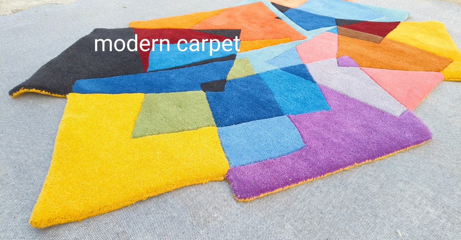 Irregular Shape Rugs Handmade 100% Woolen Hand Tufted For Home Decoration