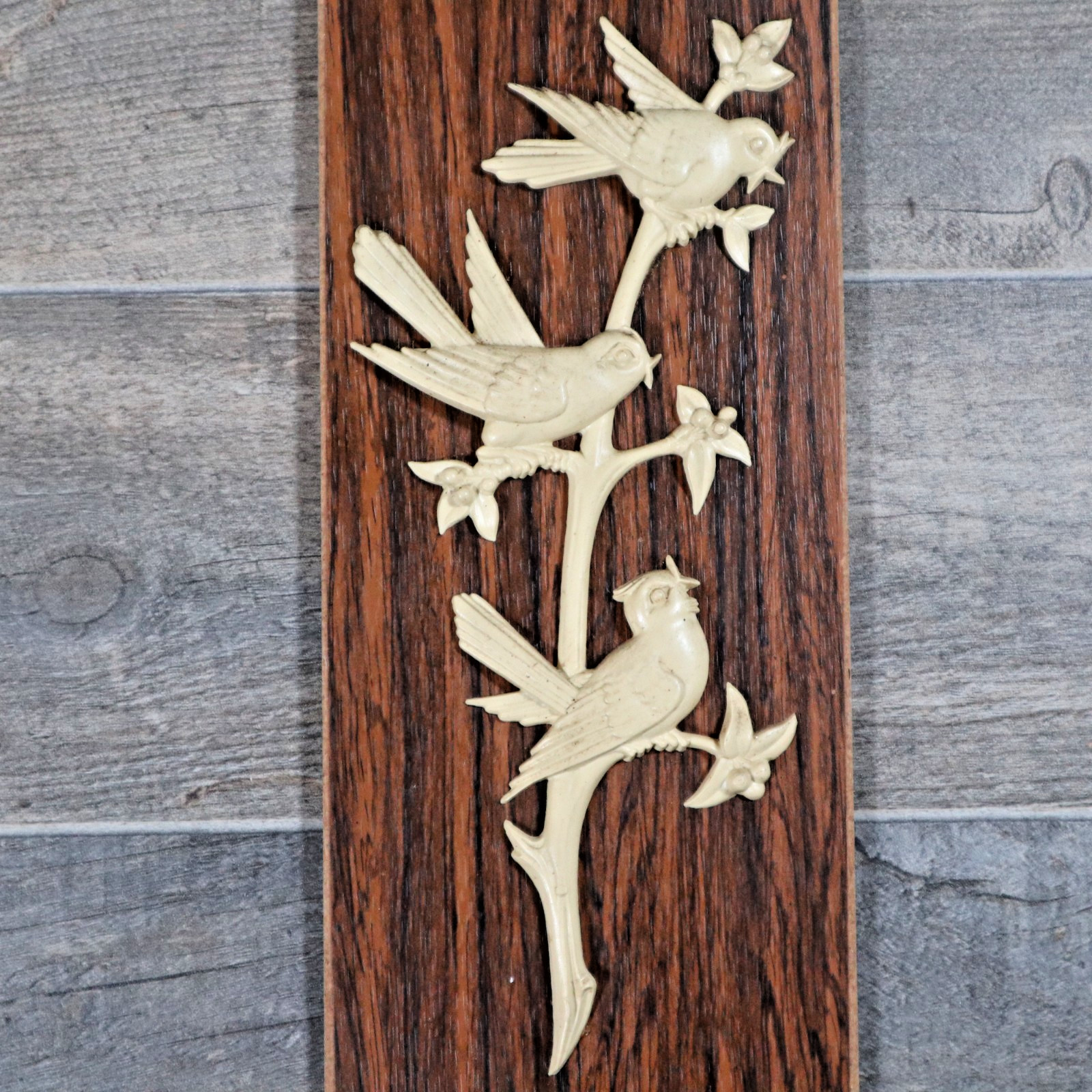 VTG MCM W Germany Plastic Birds Motif Wood Grain Panel Wall Hanger Plaque Relief