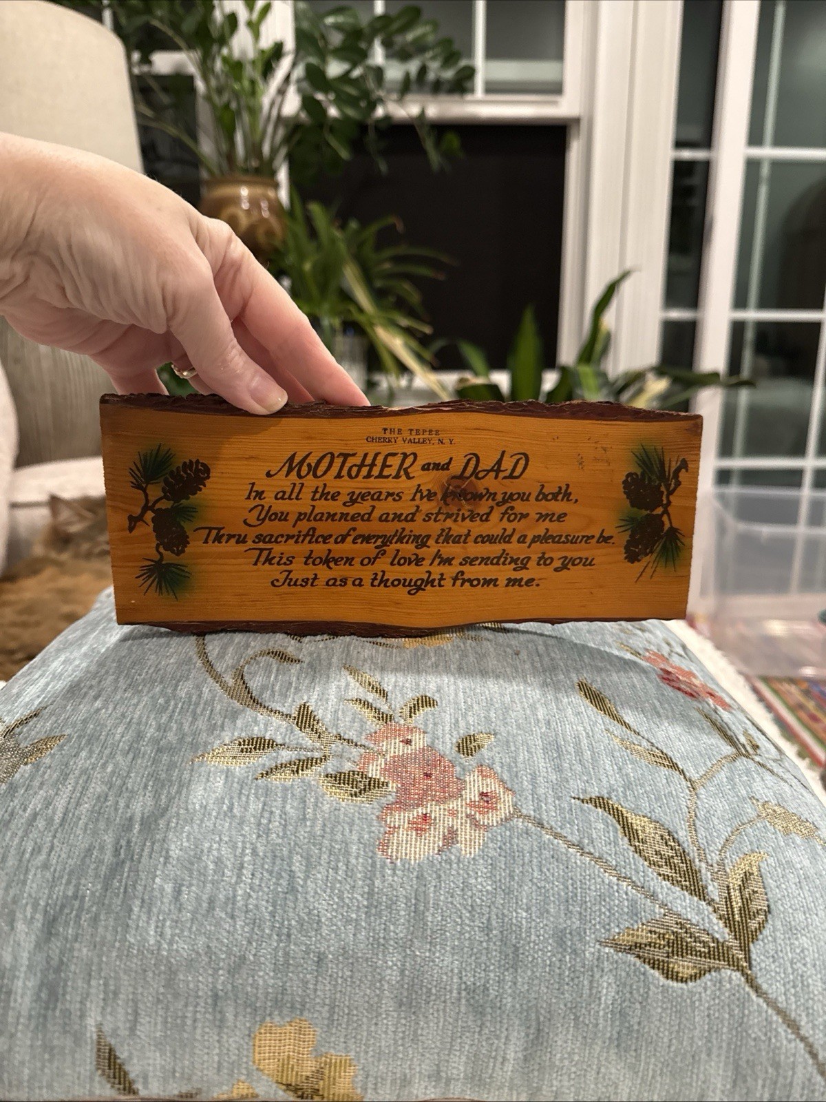VTG Rustic Handcrafted Mother and Dad Plaque Sign Souvenir CherryVally NY9.5”x4”