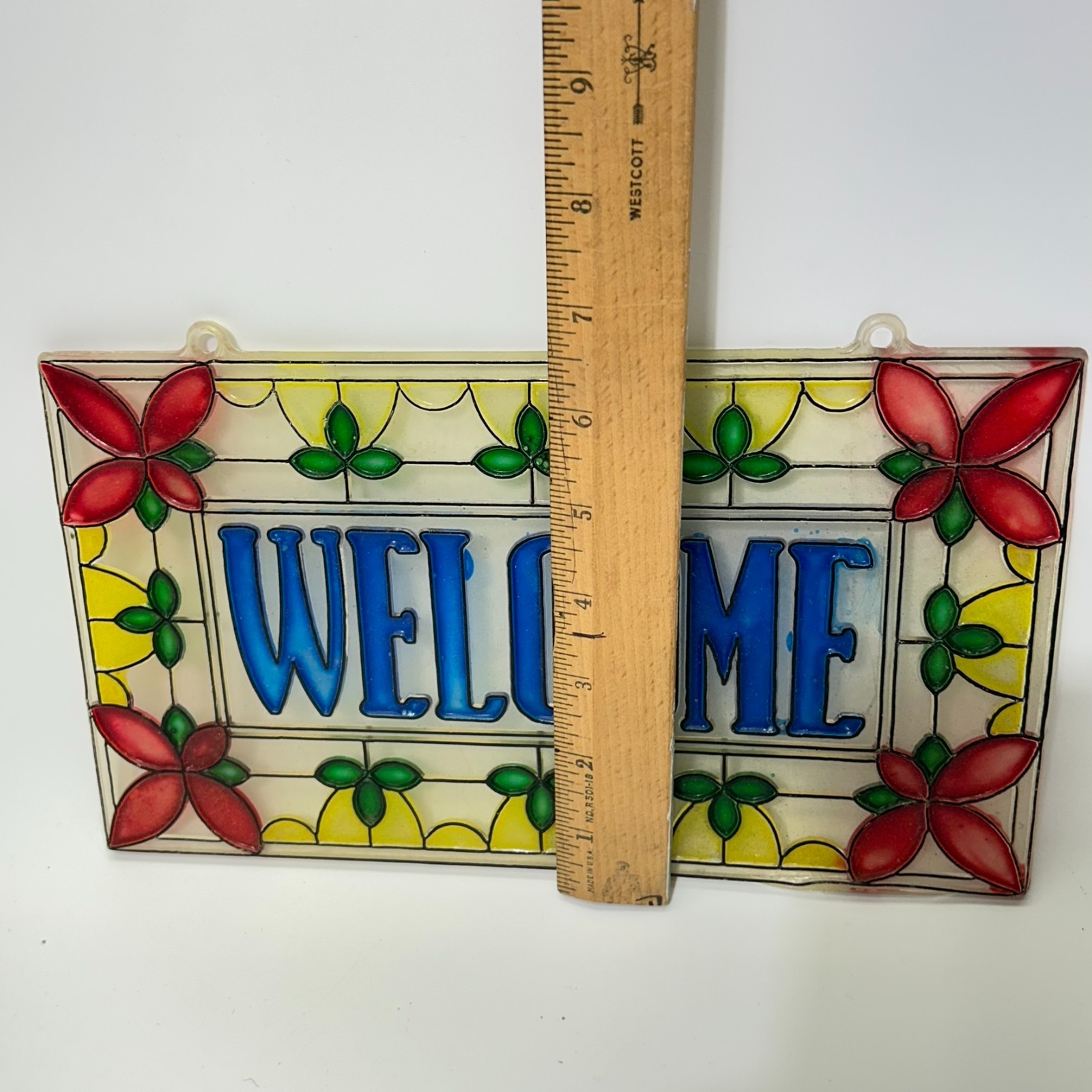 Entryway WELCOME Wall Plaque Decorative PLASTIC VINTAGE Floral Design
