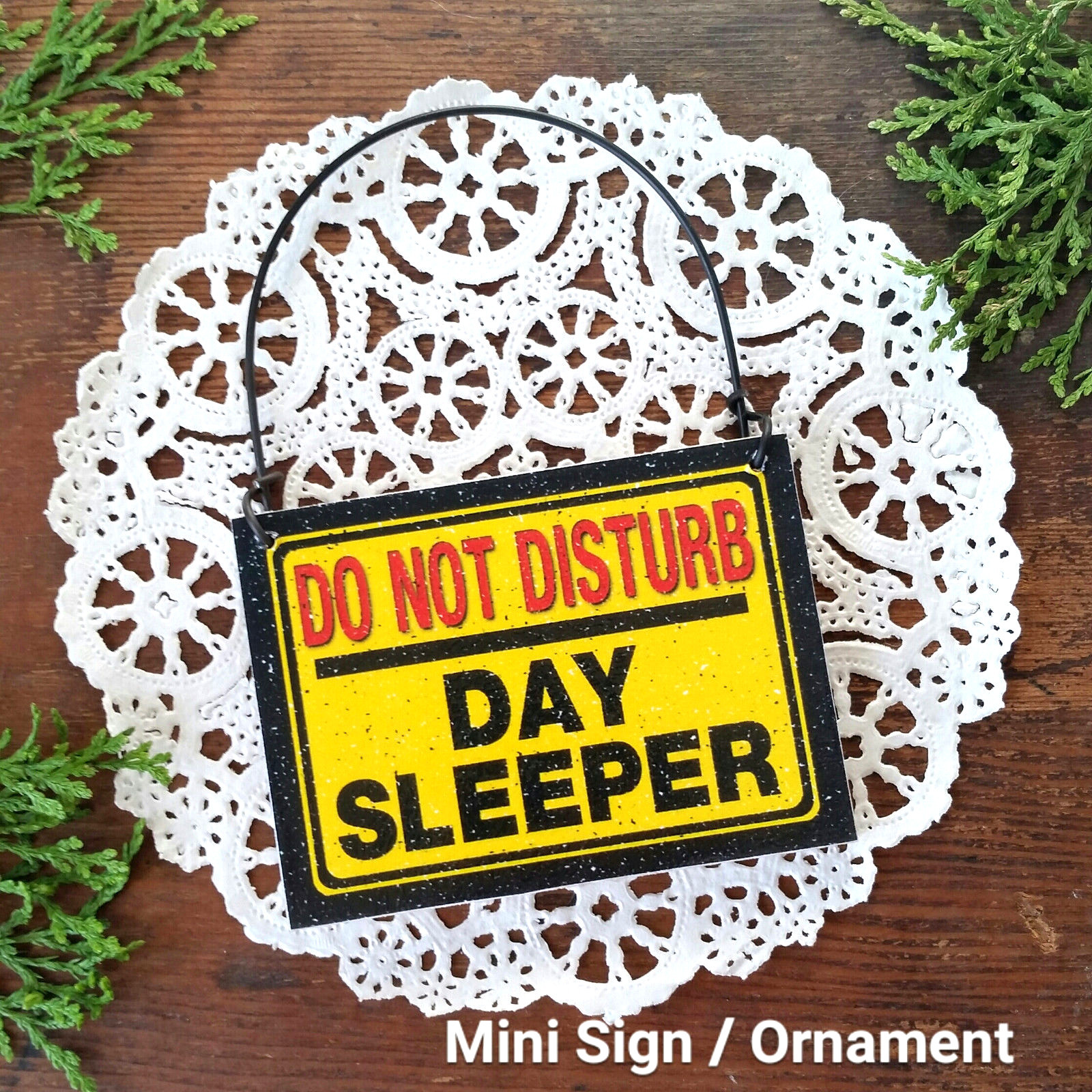 Mini Sign DO NOT DISTURB Day Sleeper Fits over Door Knob night worker swing USA