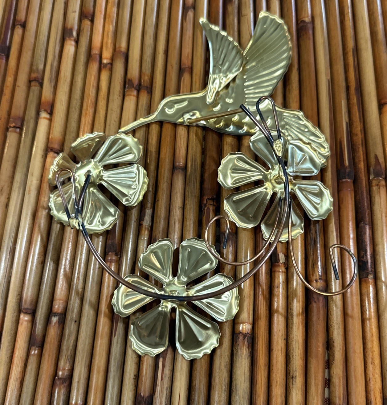 Tin Golden Hummingbirds With Flowers Lightweight Wall Hangings Vintage Set
