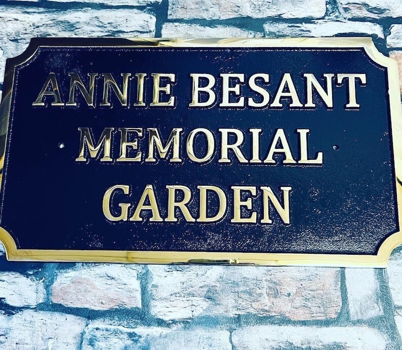 Customized memorial heavy brass metal outdoor plaque – Garden memorial plaque