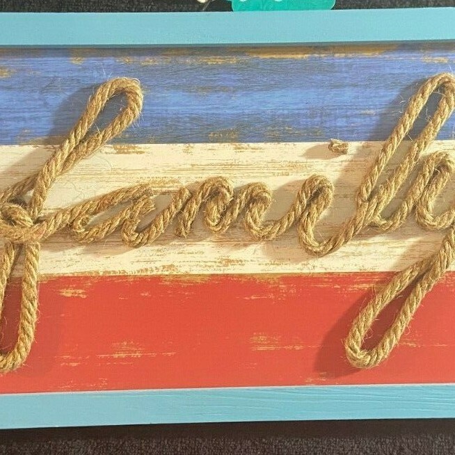 NWT! THE PIONEER WOMAN SIGN “FAMILY” WRITTEN IN ROPE RED, WHITE AND BLUE SUMMER